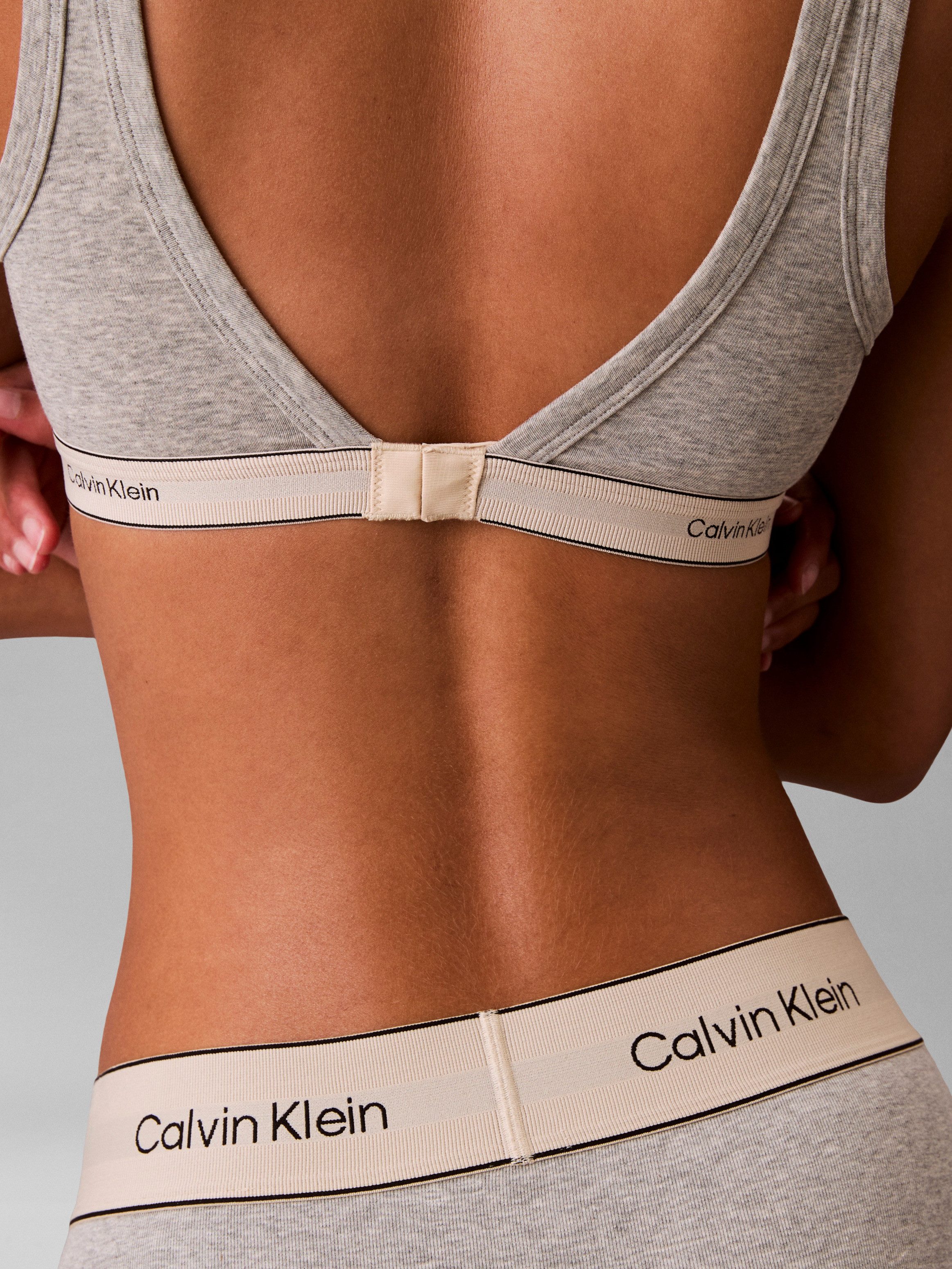 Calvin Klein Underwear Triangel-BH LIGHTLY LINED TRAINGLE BRALETTE Körpernahe Passform mit elastischem Bund