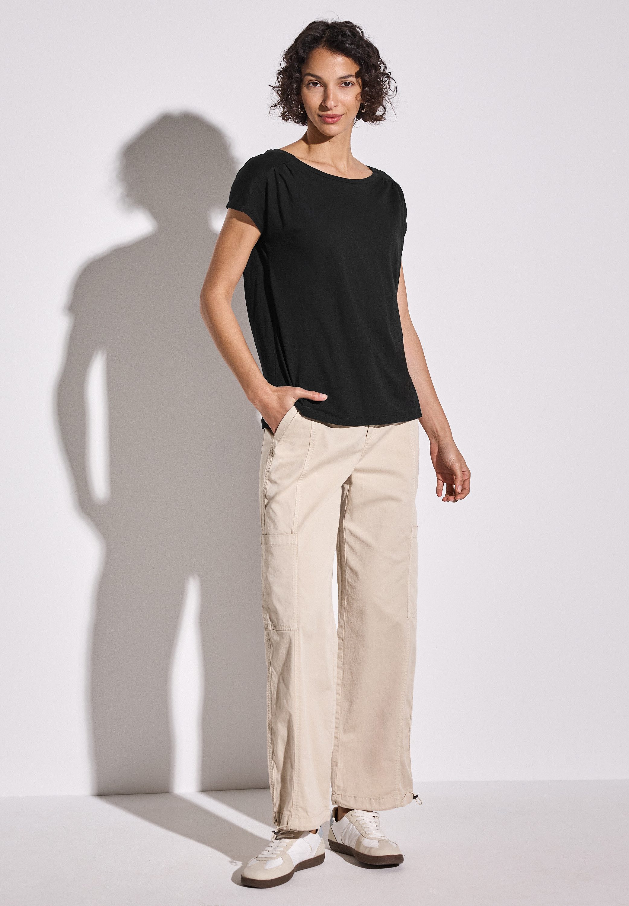 STREET ONE T-Shirt mit Seitlichen Einschlitzen am Saum