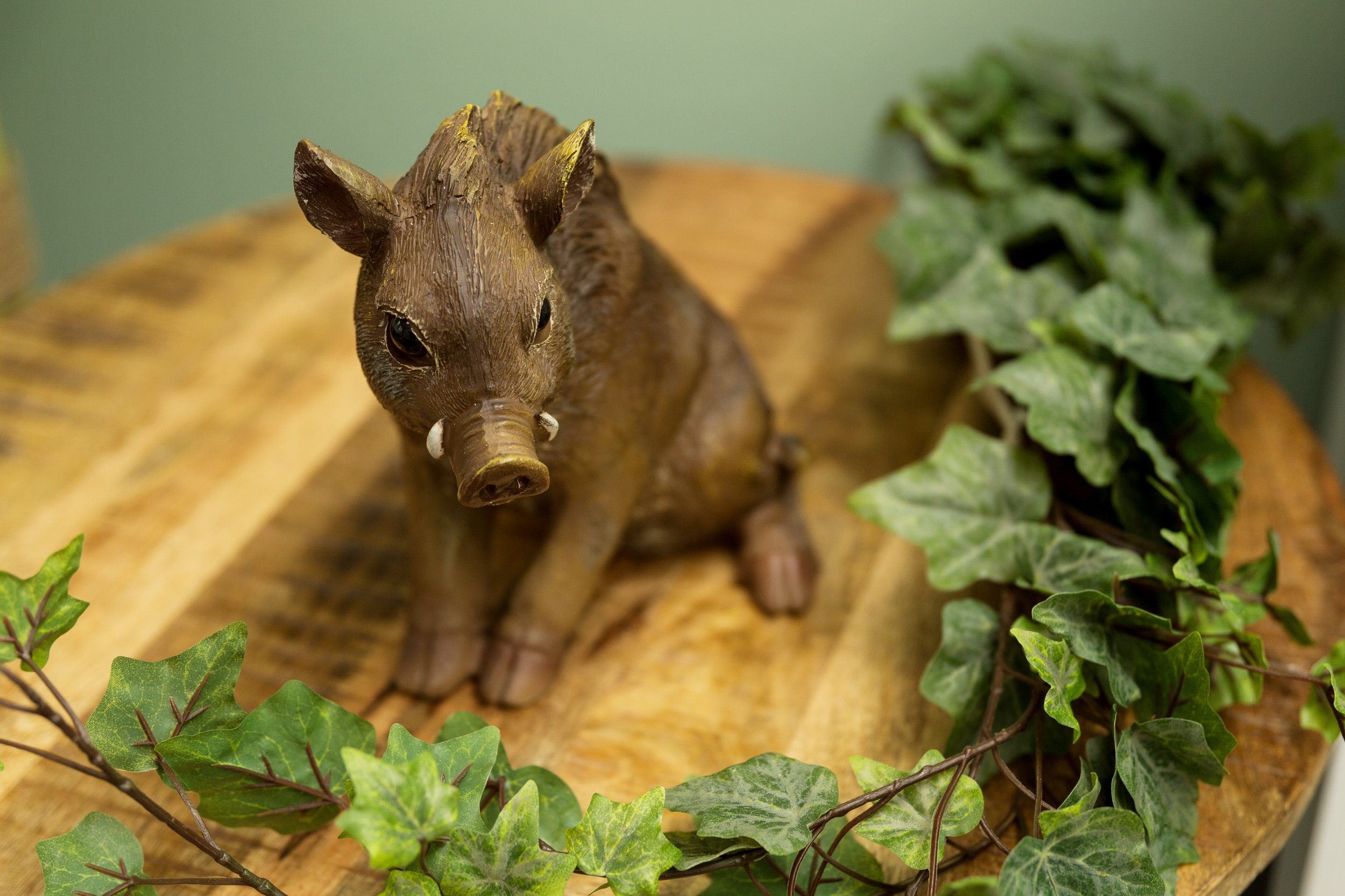 Wohnando Steinharz, Gartendeko Herbst/Winter, draußen Dekofigur Wildschwein, für sitzend,