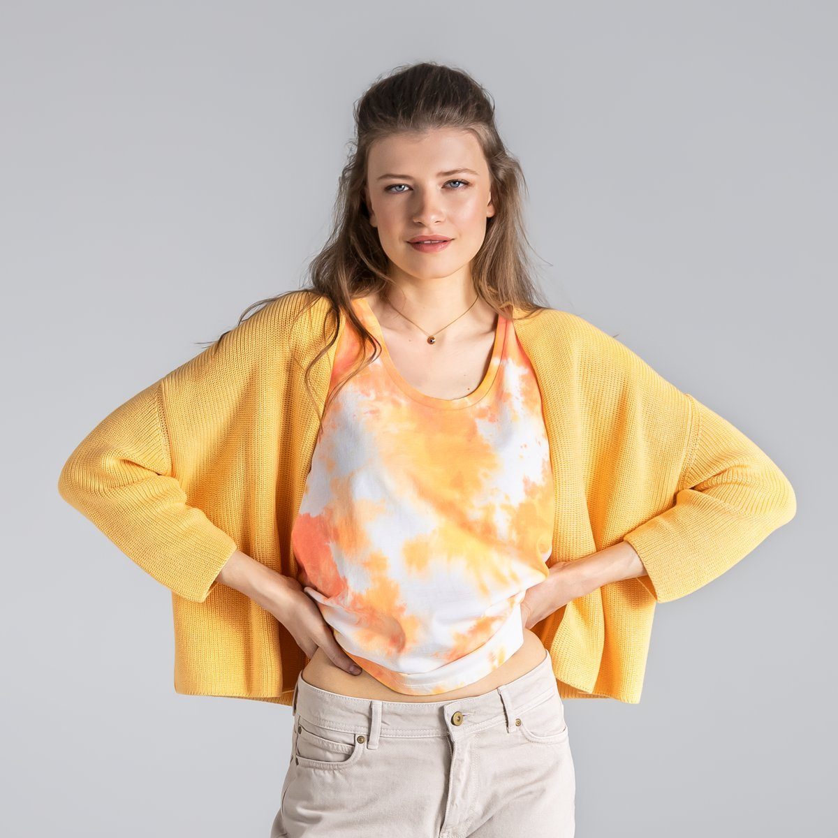 Kurze, Strickjacke Sunbleached trueStory BINE Strickjacke kastige