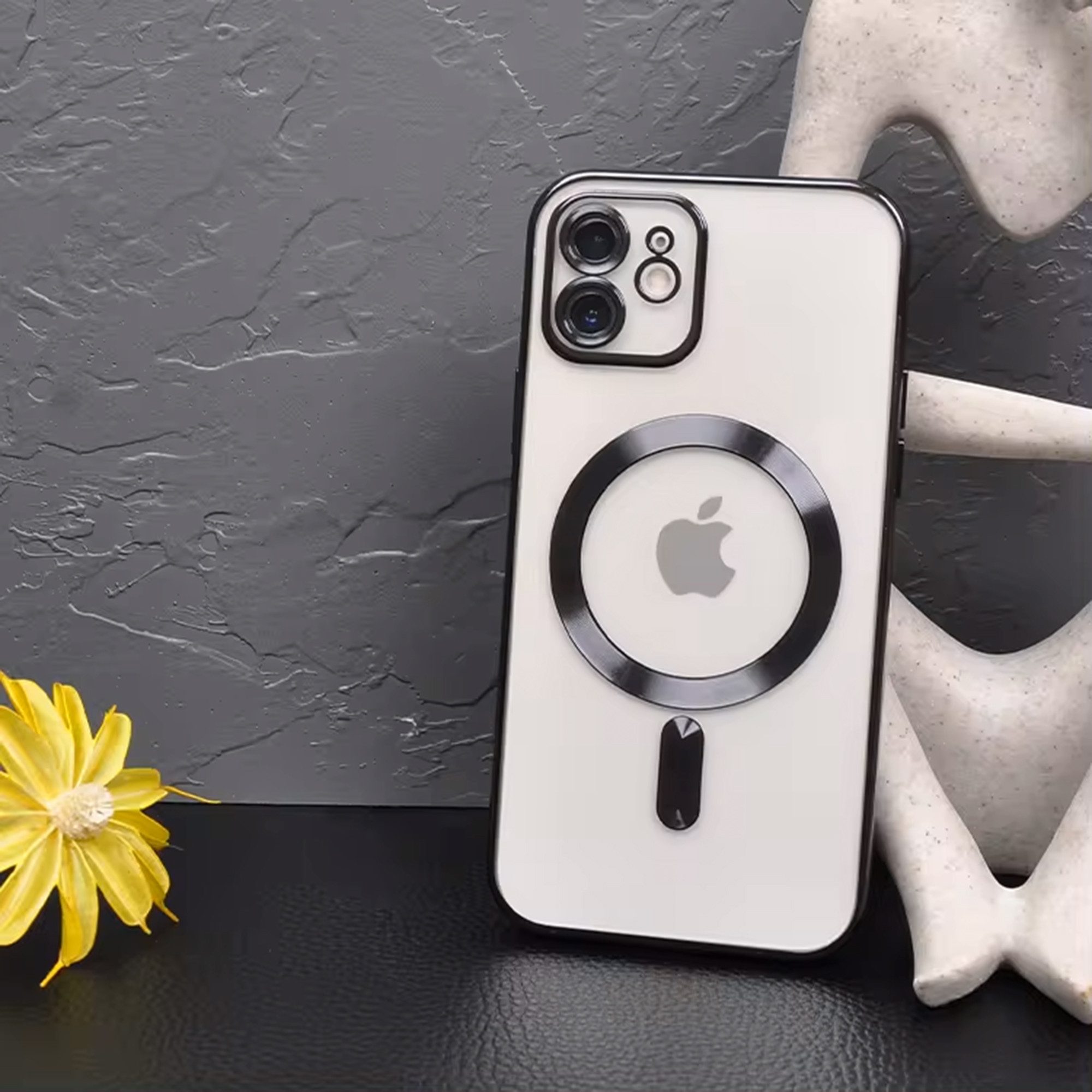 Wörleonline Handyhülle für Apple iPhone 11 mit integriertem Kameraschutz, TPU Schutzhülle, MagSafe kompatible Hülle – Bild 3 von 5