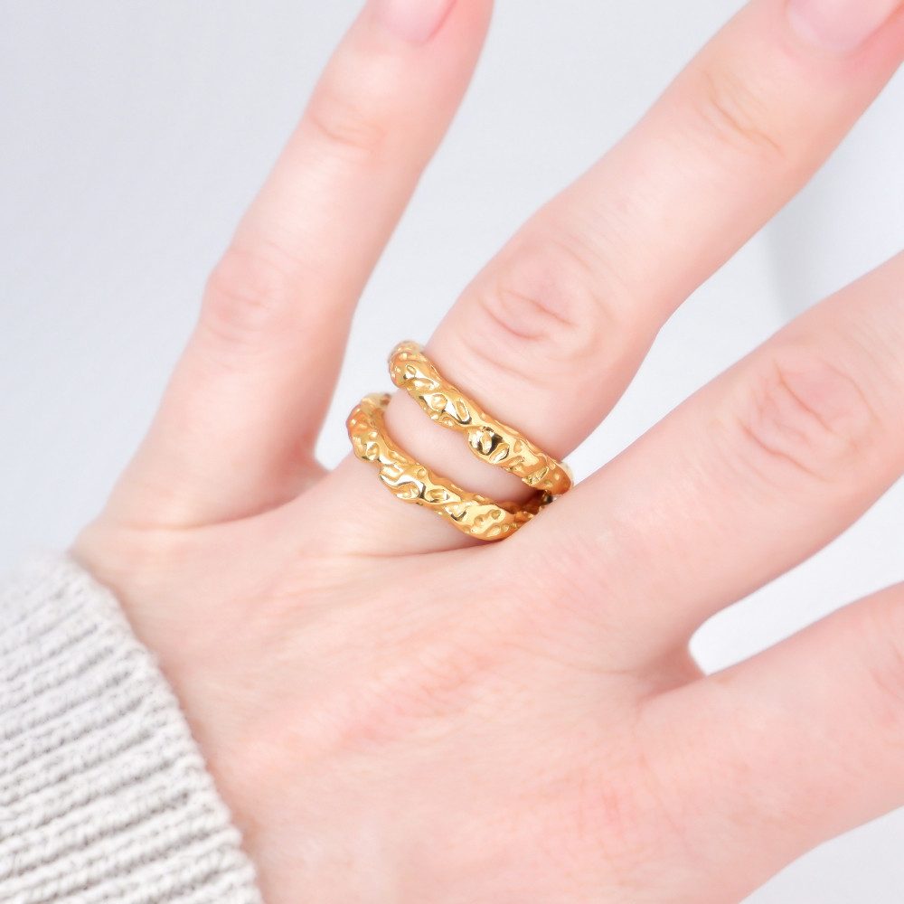 SHELAGO Fingerring - Statement Doppelband Ring Damen, Vergoldeter Edelstahl günstig online kaufen