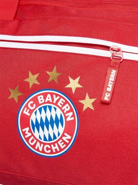 FC Bayern Sporttasche FC Bayern München 5 Sterne Logo, klein rot, Aus recyceltem PET Material