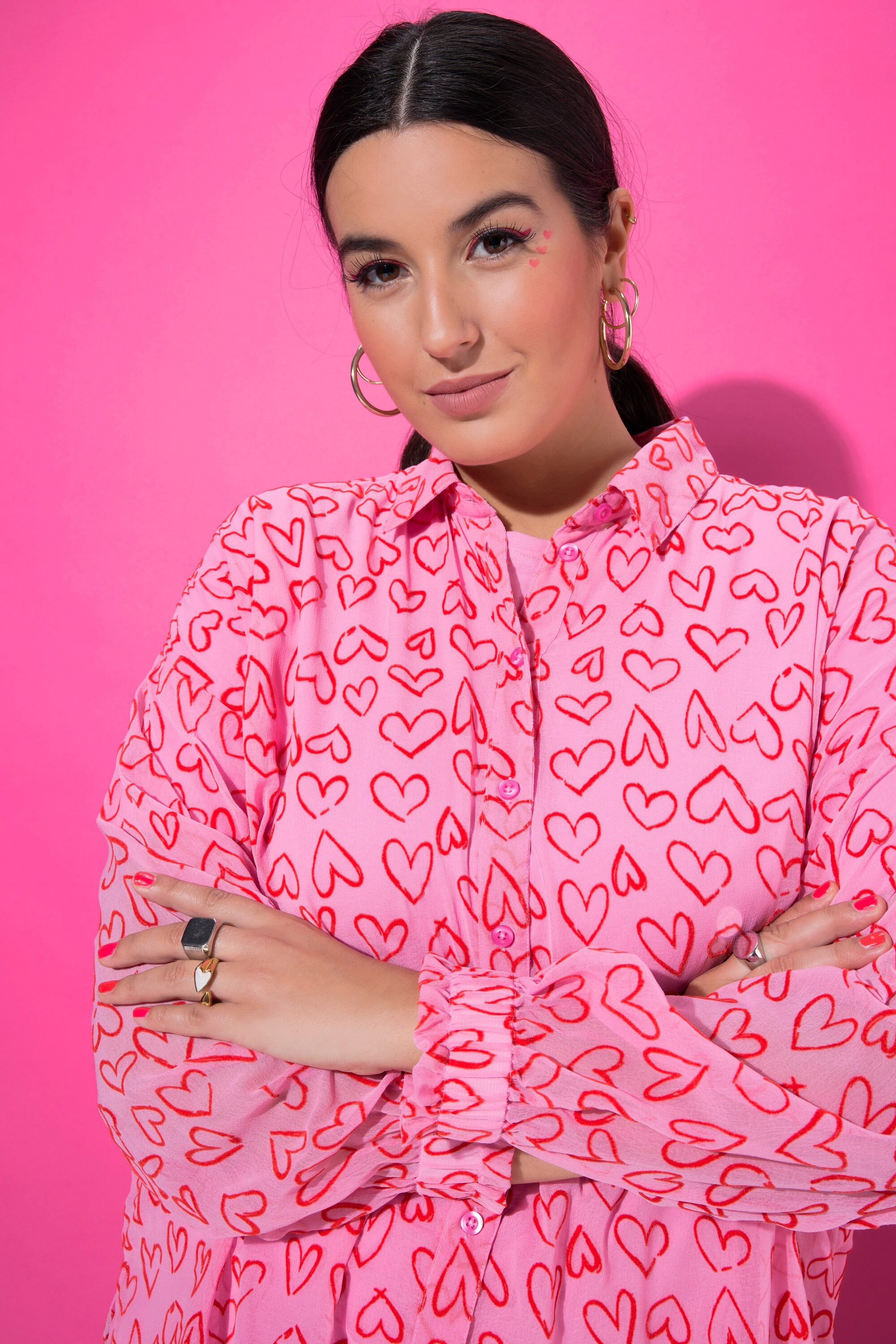Studio Untold Hemdbluse Bluse Oversize Shape Herz-Flockprint