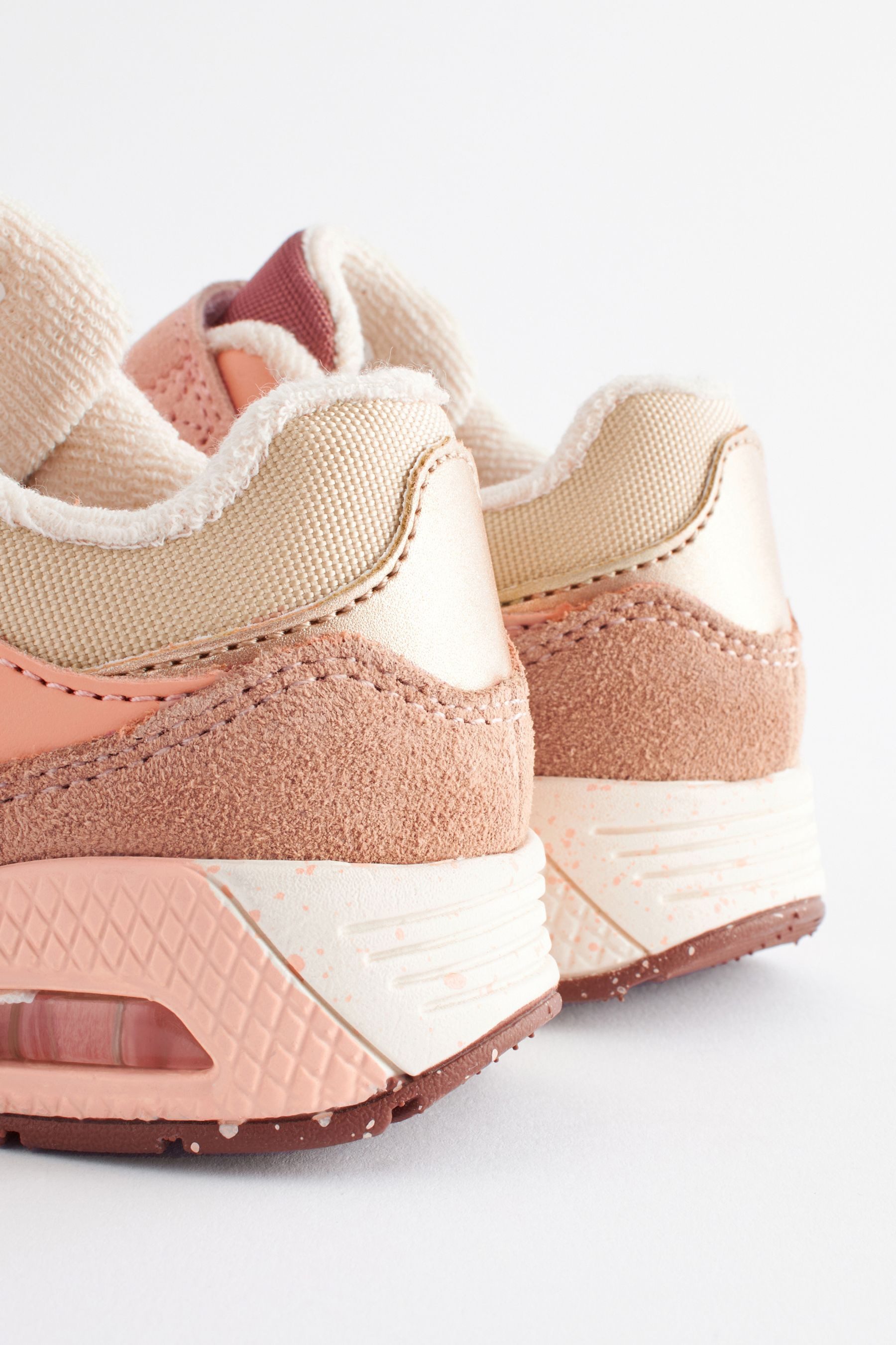 Next Robuste Sneaker mit elastischen Schnürsenkeln günstig online kaufen
