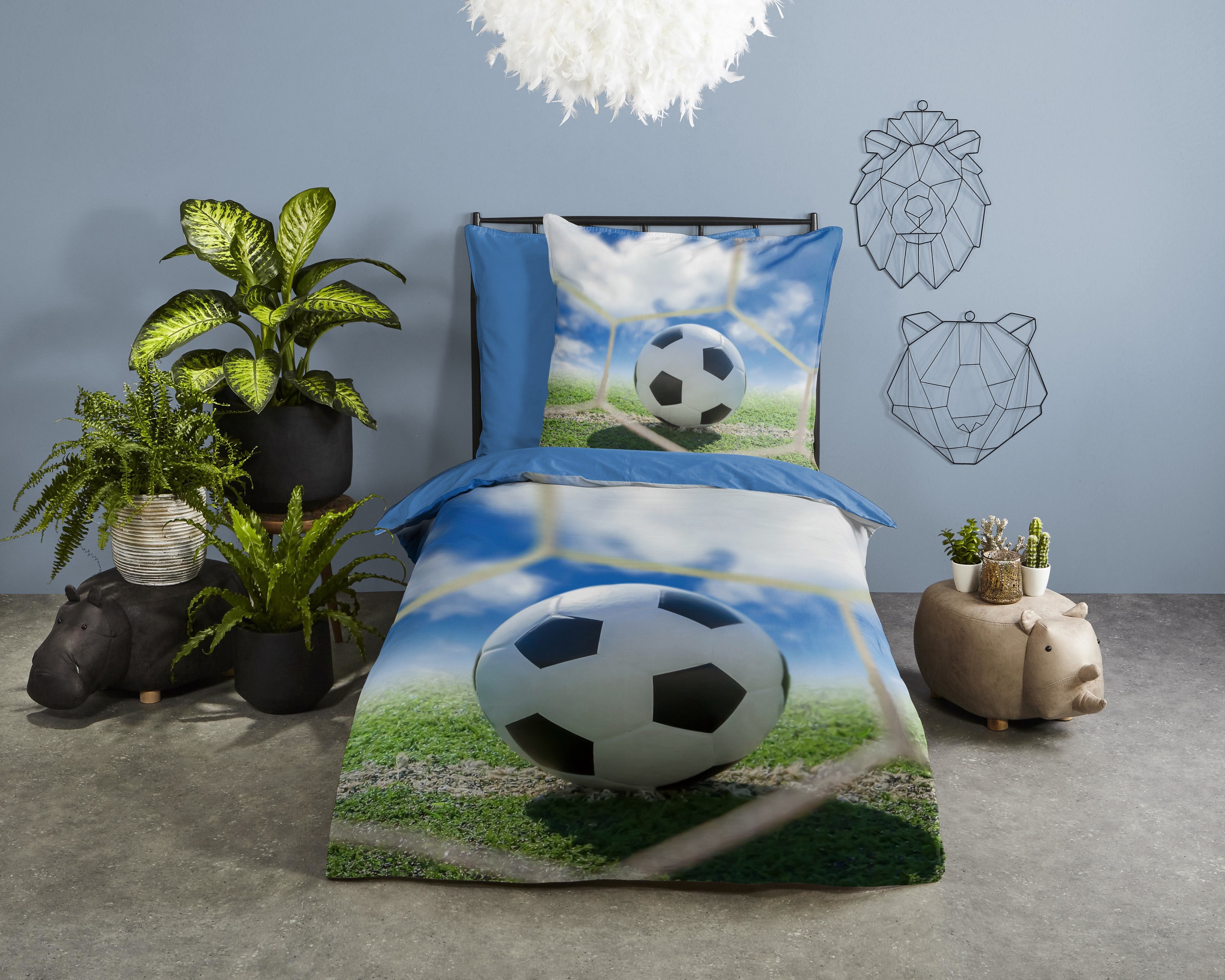 good morning Kinderbettwäsche Maurits, Renforcé, 2 teilig, Baumwolle, Renforcé, Wendeoptik, Kind, Junge, Fußball, blau