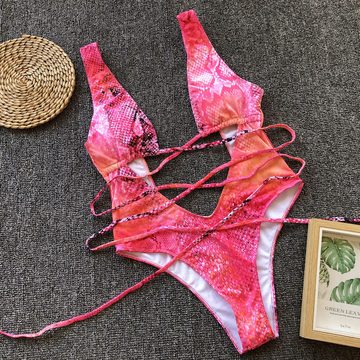 BlauWave Schwimmanzug Stück Erogener Bikini Damenmode Strandstil Badeanzug (1-St., Badeanzug Weiblich Biquini) Sommer Bademode