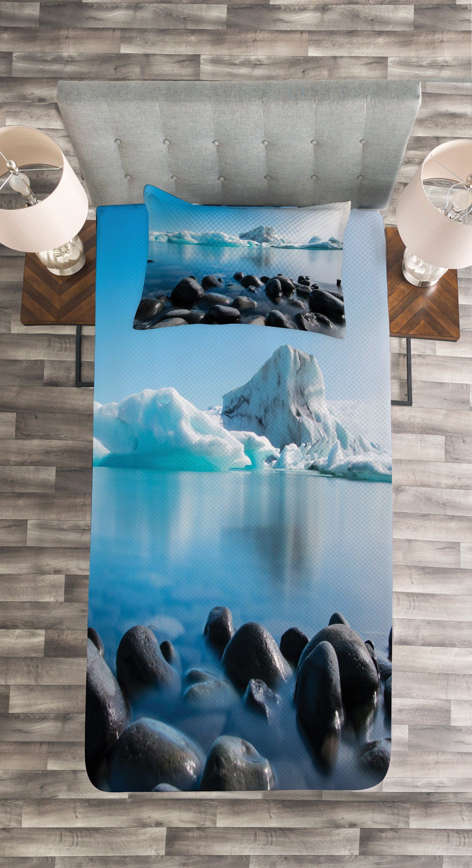 Waschbar, mit Kissenbezügen Tagesdecke Arctic Szene Berg Environment Ice Abakuhaus, Set