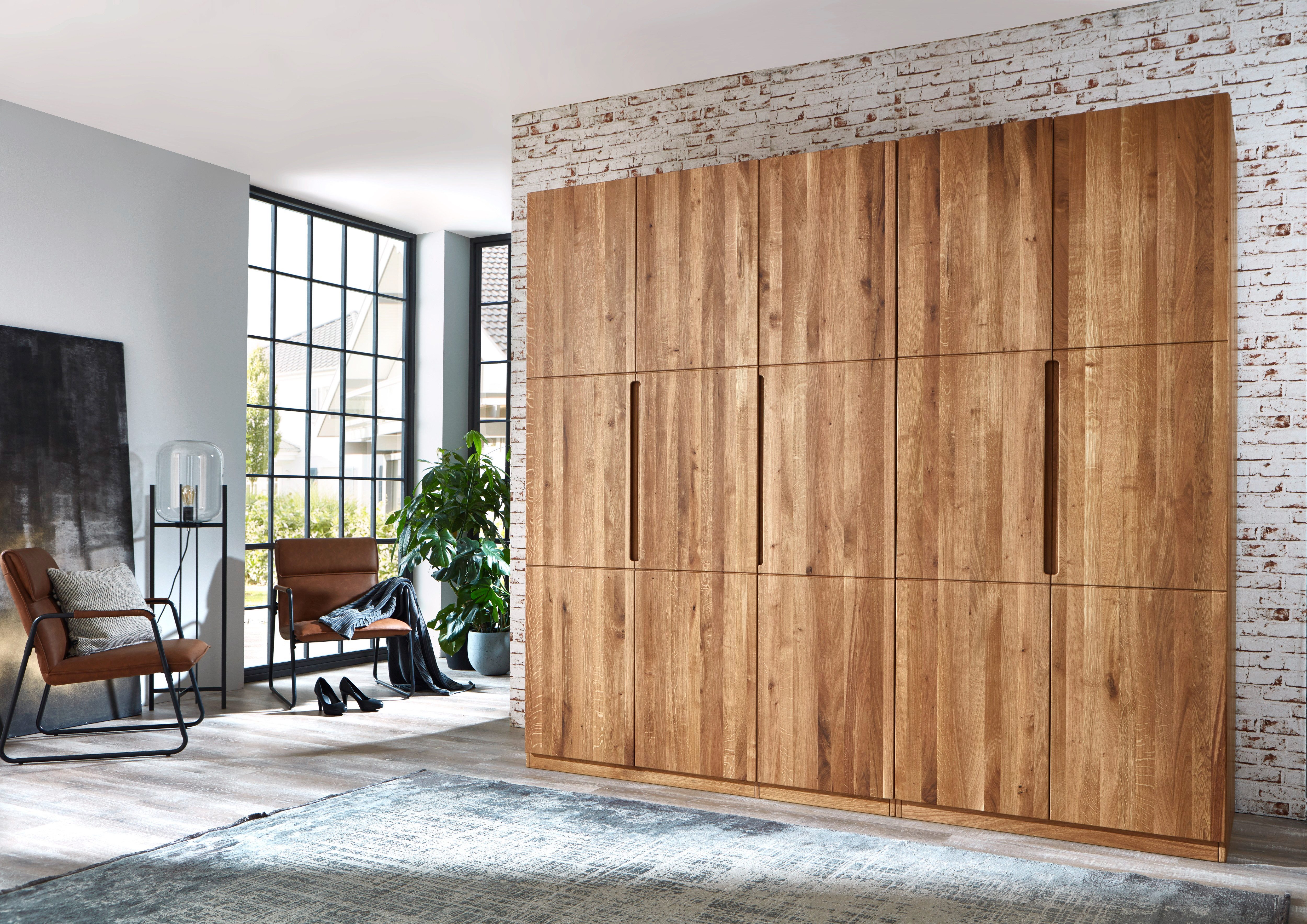 Home affaire Kleiderschrank Azelie, aus Wildeiche Massivholz-Kleiderschrank, im 50 cm Raster planbar