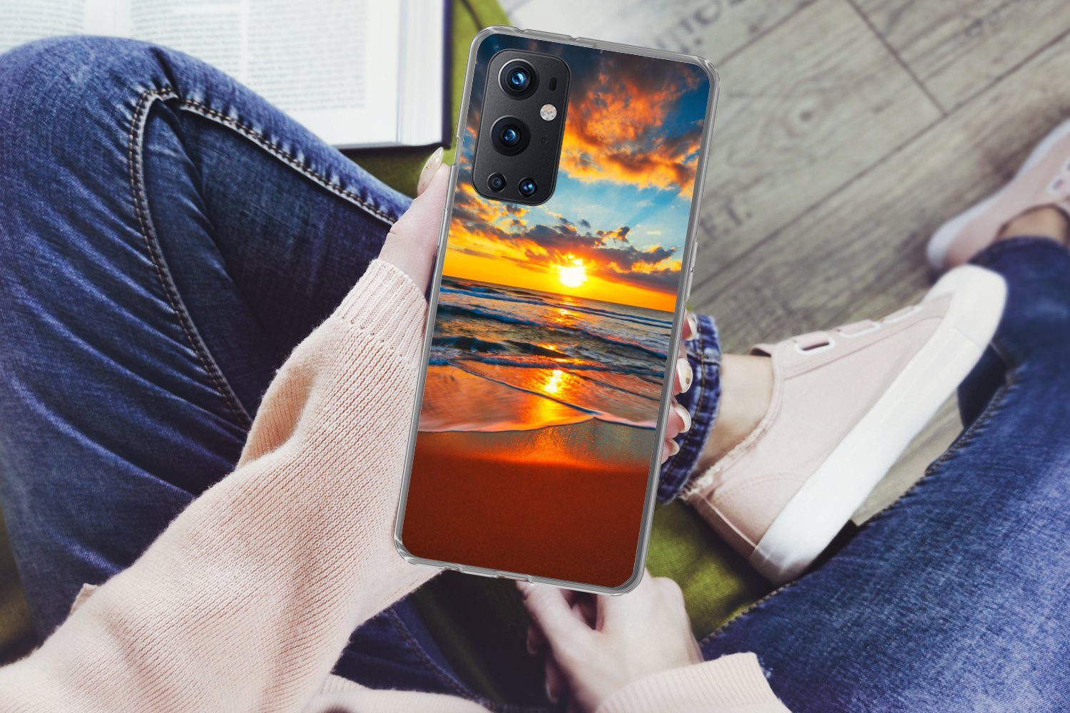 MuchoWow Handyhülle für OnePlus 9 Pro Meer - Sonnenuntergang - Strand - Wolken - Orange, Phone Case, Silikon, Schutzhülle Dünn