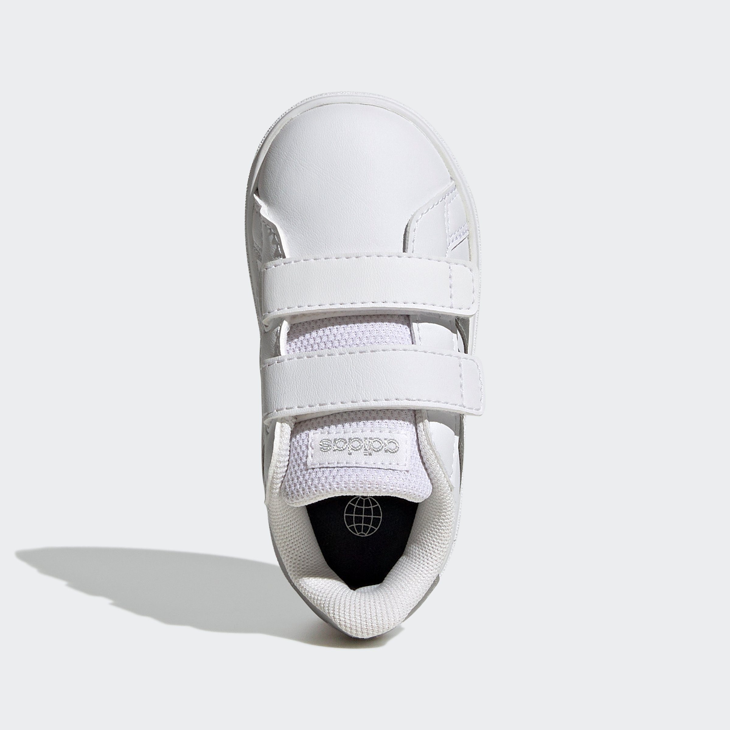 / Spuren HOOK Silver Sneaker Cloud adidas LIFESTYLE adidas Sportswear LOOP GRAND Matte Design Superstar Silver des Matte AND den White auf / COURT