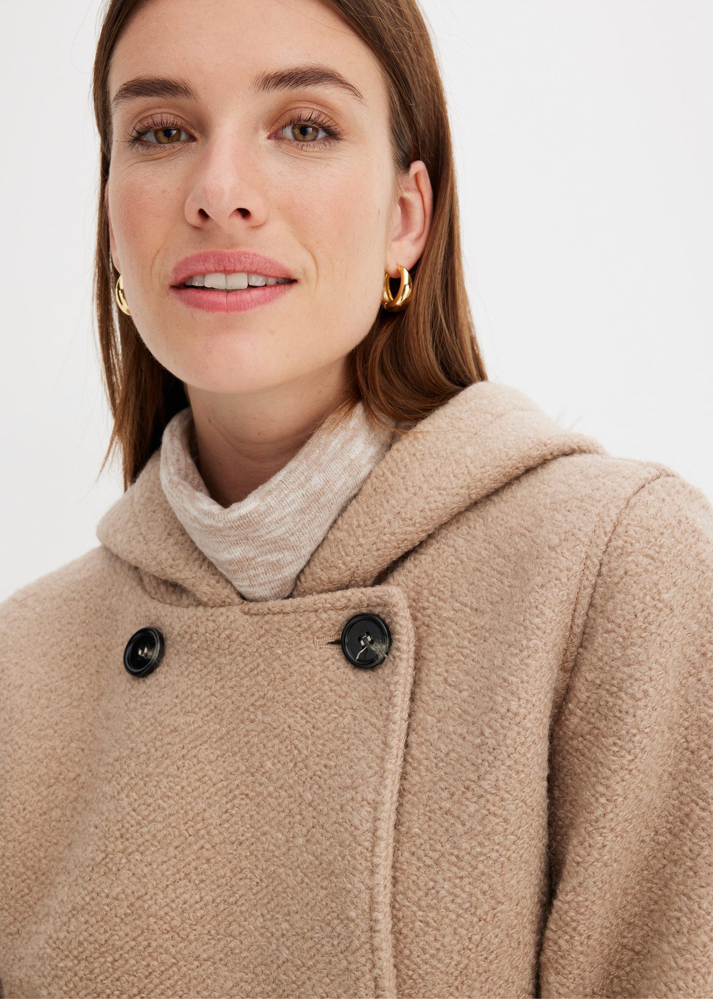 bonprix Cabanjacke moderner Look, aus kuscheligem Bouclé-Material, mit Kapuze
