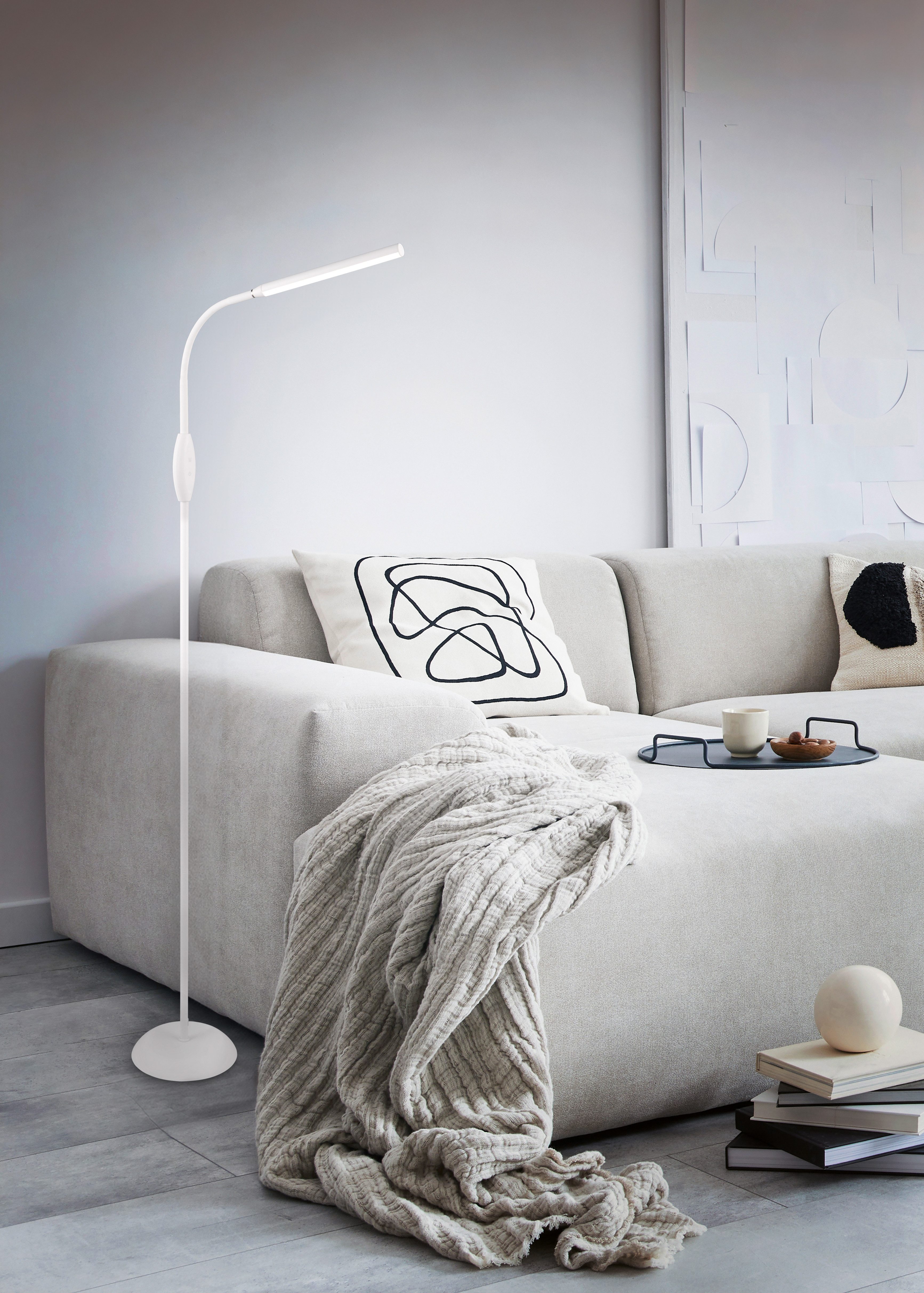 Reality Leuchten LED Stehlampe TORO, LED Stehleuchte mit Flexarm, Höhe 145cm Tiefe 45cm 5W 700 Lumen, Dimmfunktion, mehrere Helligkeitsstufen, LED fest integriert, Farbwechsler, warmweiß - kaltweiß, Touch Dimmer und Lichtfarbe in Stufen wählbar 3000-4000-5000K