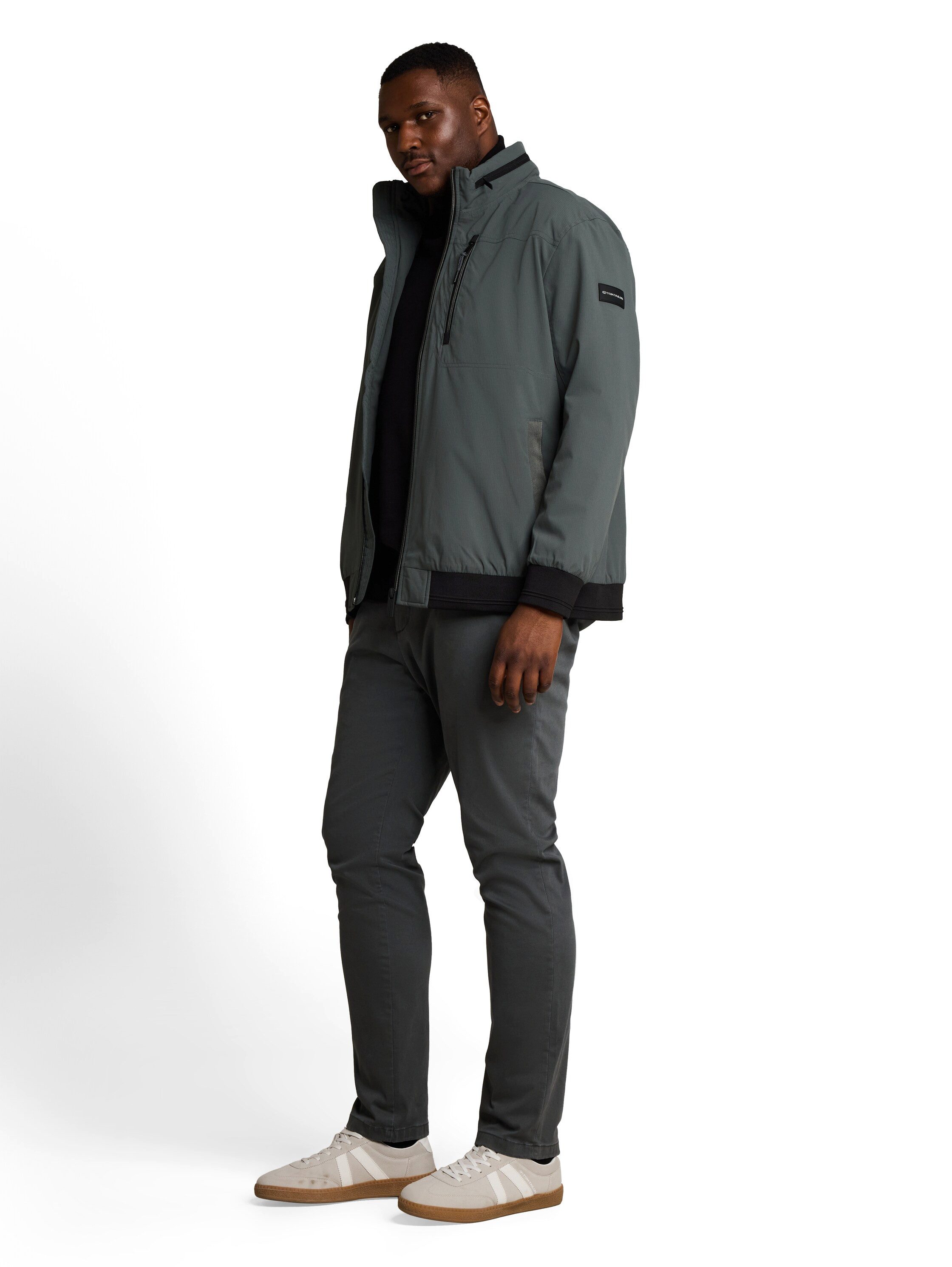 TOM TAILOR PLUS Blouson mit Stehkragen und Reißverschluss / Große Größen – Bild 4 von 5
