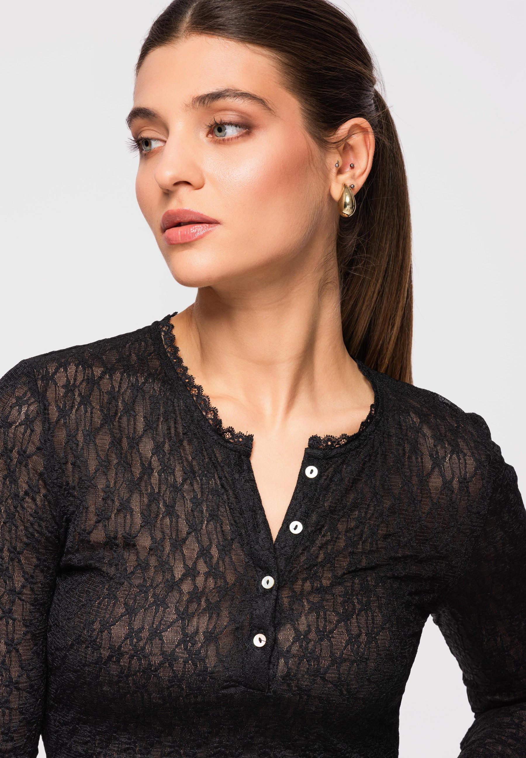 OMBRE Spitzenbluse Figurbetonte Damenbluse aus transparenter Spitze
