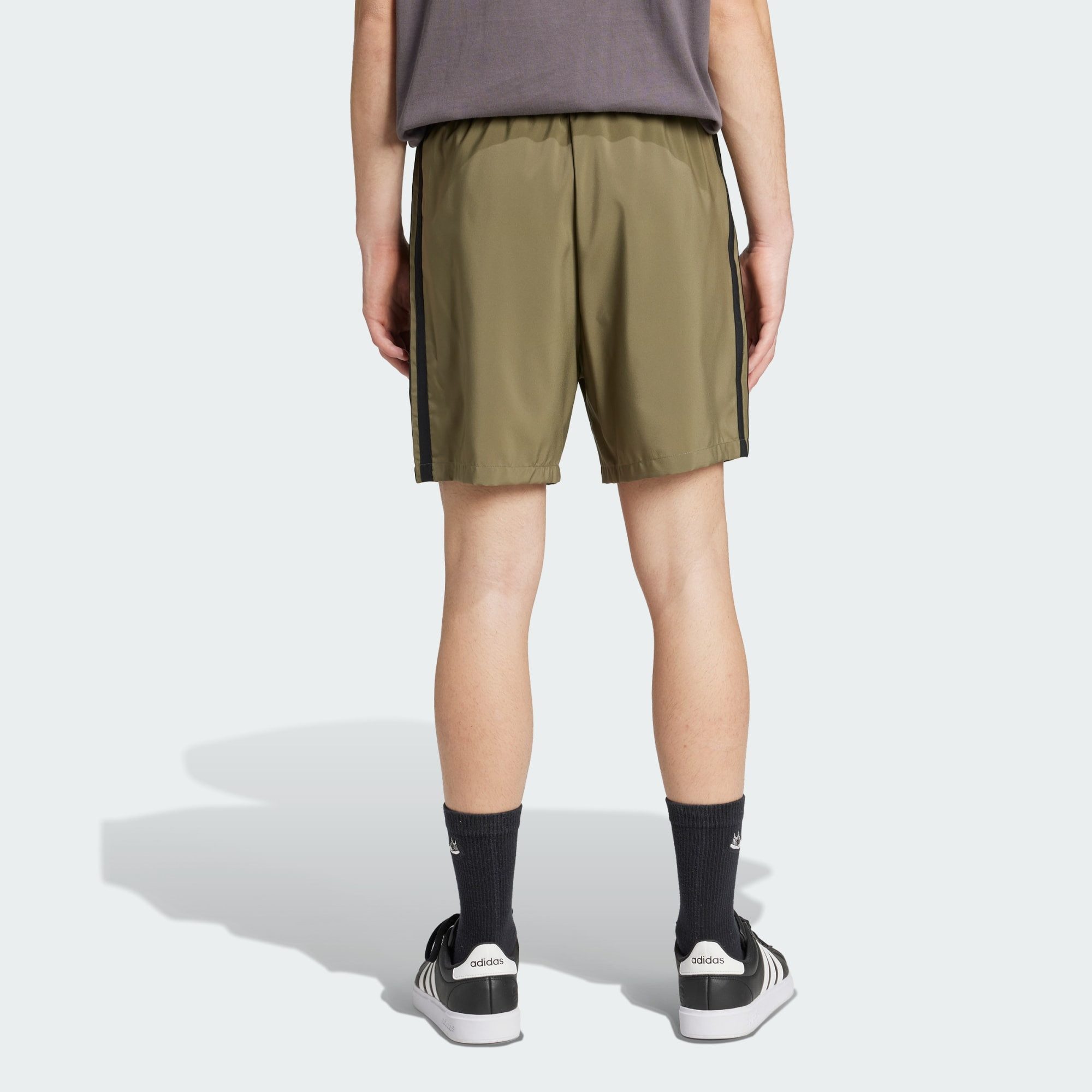 adidas Sportswear Shorts ESSENTIALS 3-STREIFEN CHELSEA SHORTS (1-tlg)