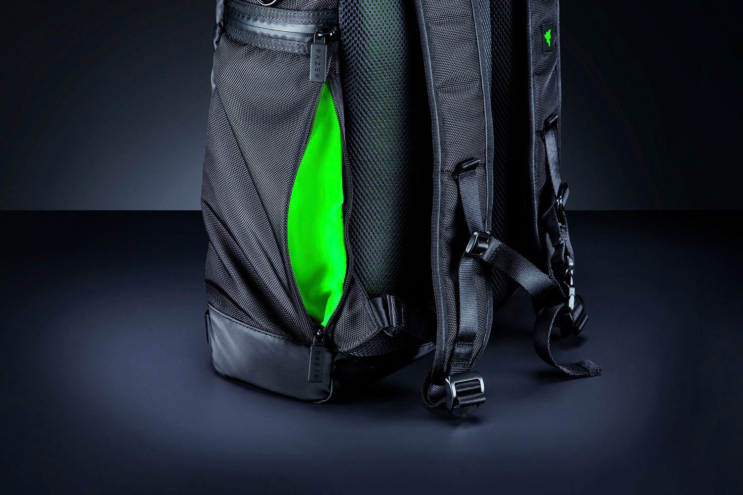 RAZER Laptoprucksack Recon 15 Rolltop Backpack