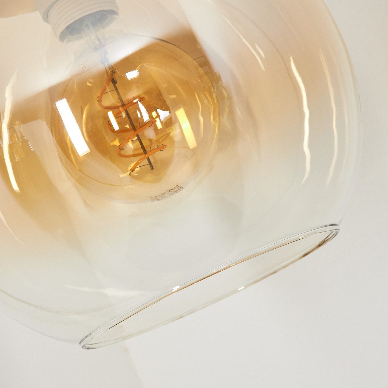 hofstein Bogenlampe Stehlampe aus Metall/Glas in Messing/Bernstein/Klar, ohne Leuchtmittel, Glasschirm (25 cm) u. Fußschalter, 1x E27, ohne Leuchtmittel – Bild 3 von 5