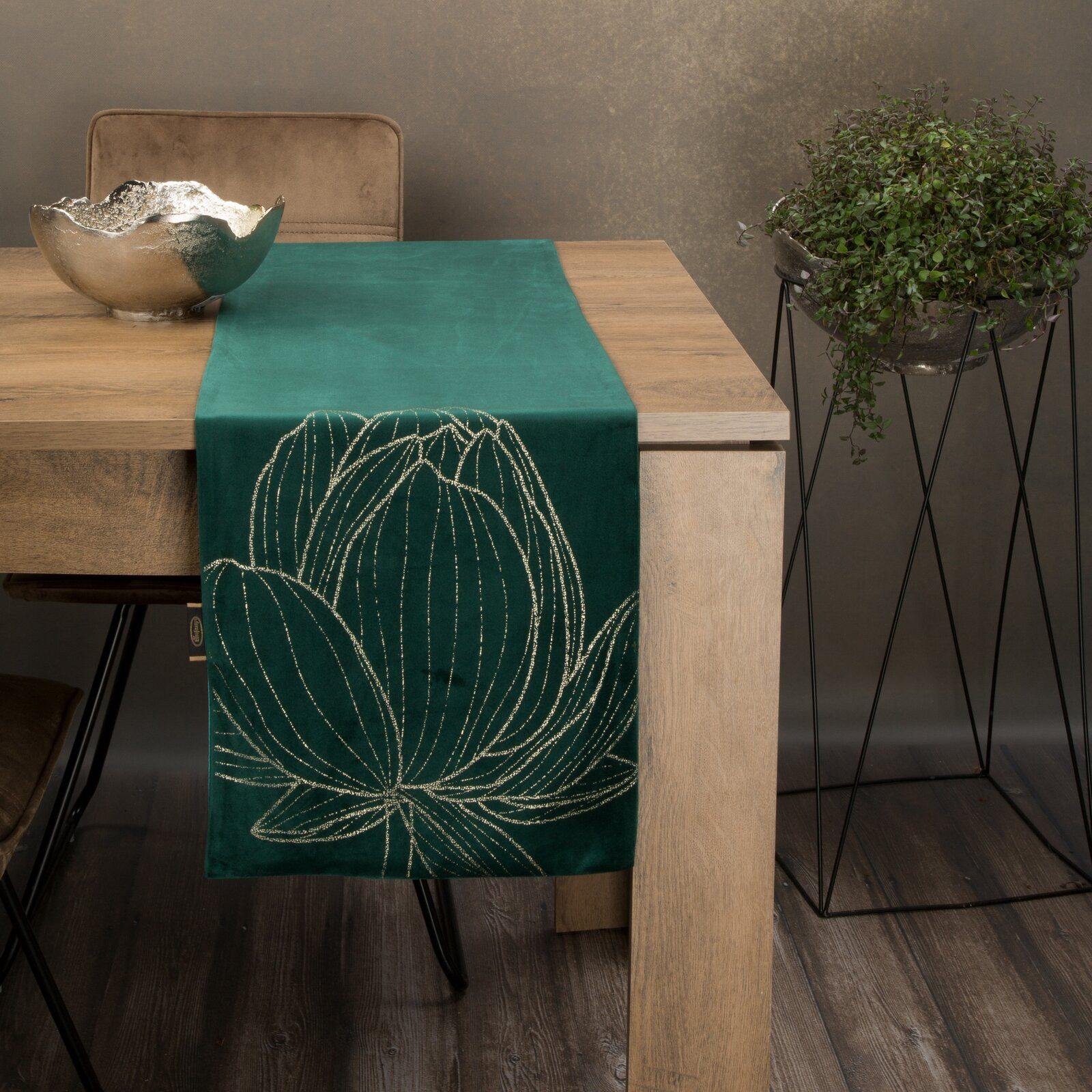 Eurofirany Tischdecke BLINK, Tischläufer, Samt, Velvet, günstig online kaufen