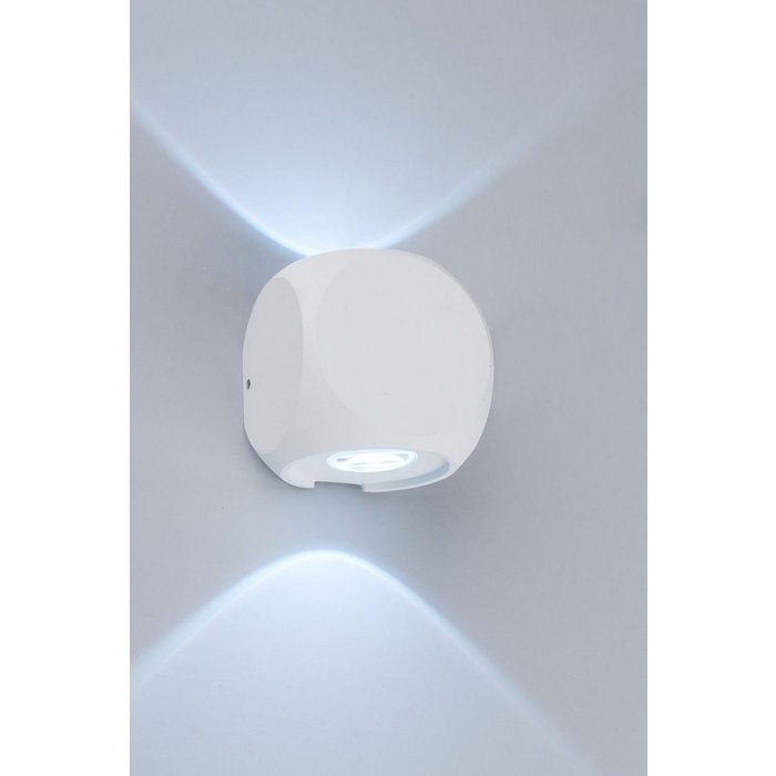 Licht-Erlebnisse Außen-Wandleuchte ZOEY LED fest integriert Warmweiß LED Wandlampe Weiß Aluminium Würfel IP54 wetterfest Balkon