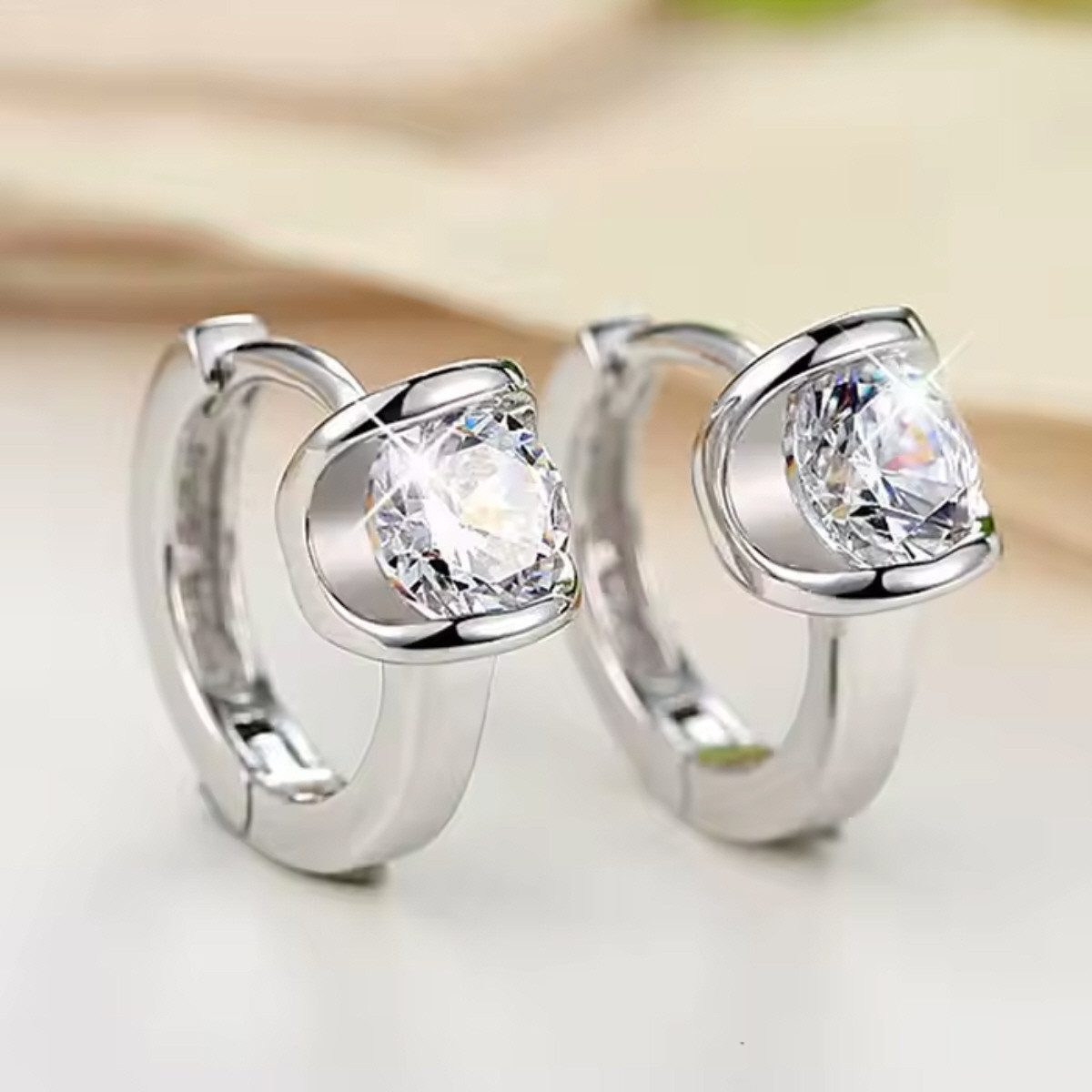 ELLAWIL Paar Creolen Ohrschmuck Damenohrringe Zirkonia Creole Ohrcreolen Glitzerstein (GESCHENKIDEE, Sterling Silber 925), inklusive Geschenkschachtel