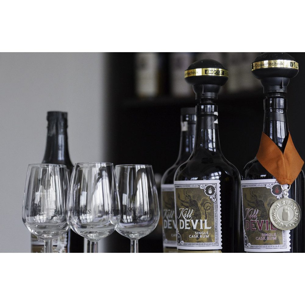 Jochen Schweizer Erlebnisgutschein Rum Tasting in München (8 Rum-Sorten), Edle Tropfen & Expertenwissen