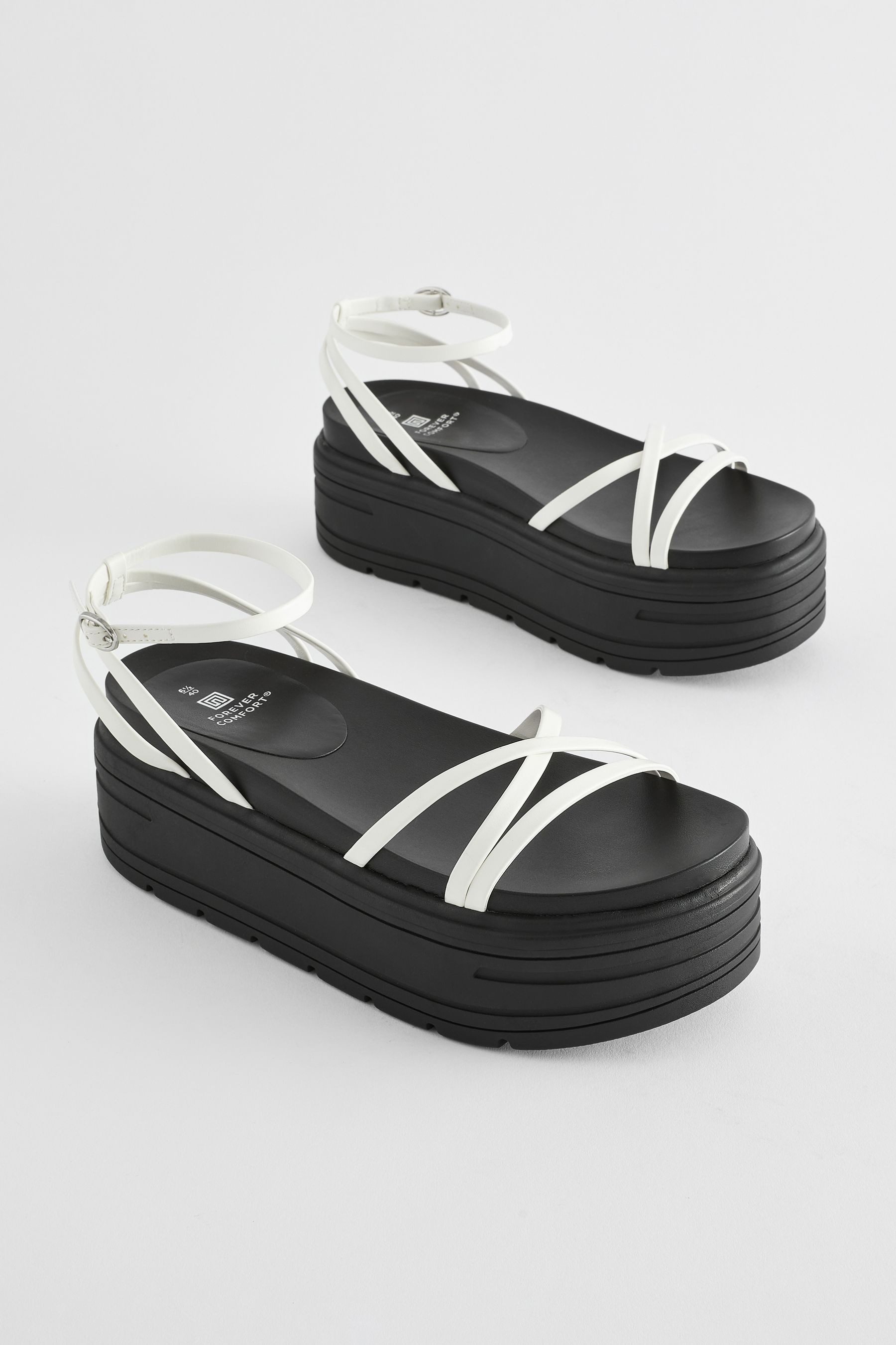 Next Markante Flatform-Sandalen mit Riemchen Riemchensandale günstig online kaufen