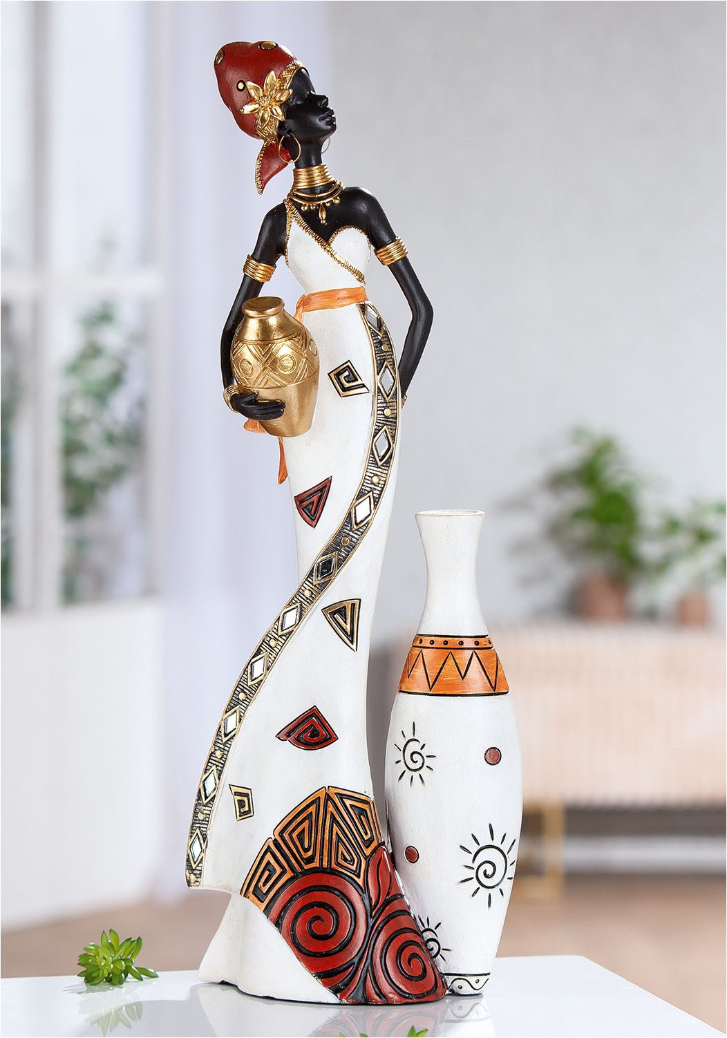 GILDE Skulptur Figur Frau Imara
