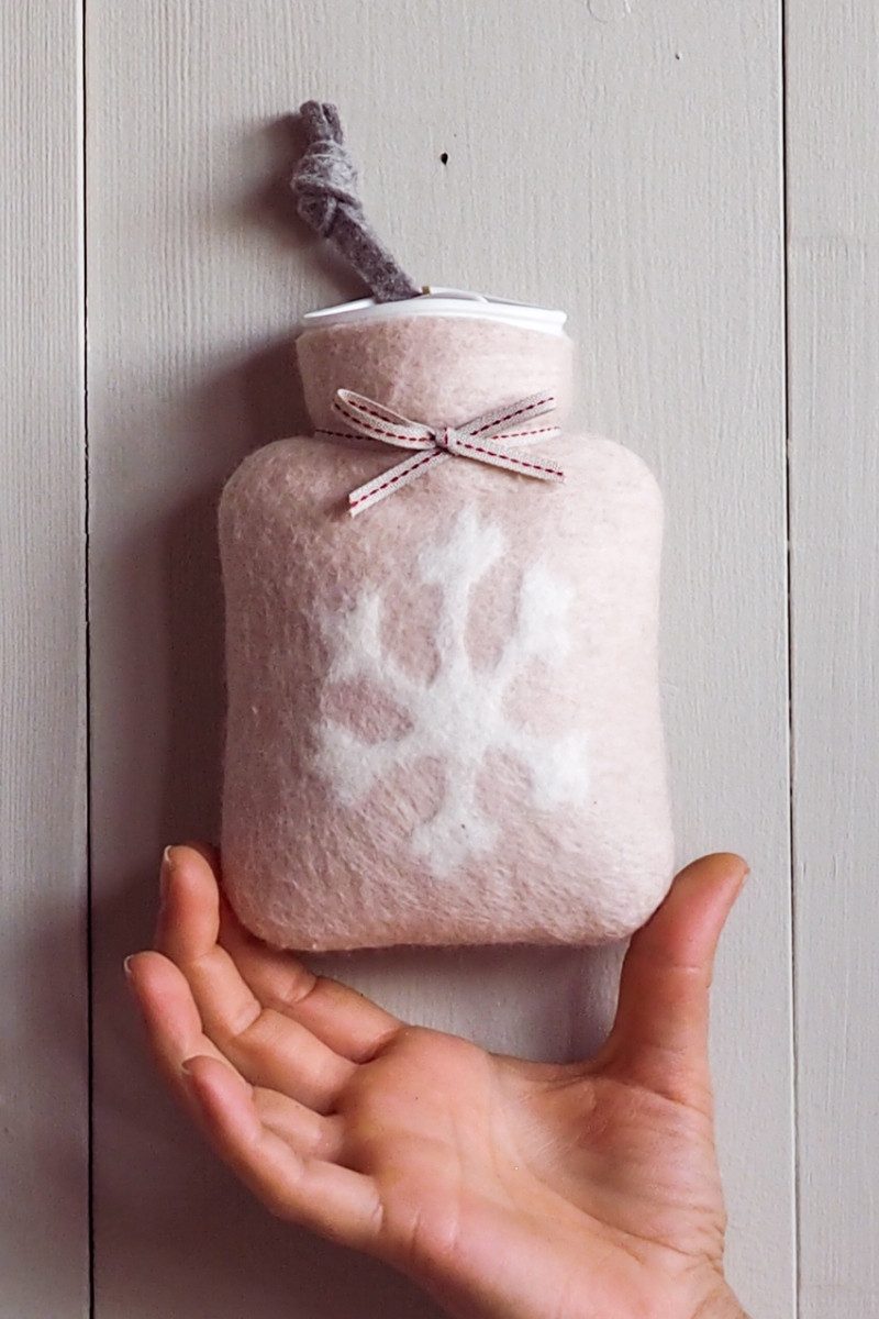 Dorothee Lehnen Wärmflasche Mini-Wärmflasche - SCHNEEFLOCKE - dusty rose, eisblau, wollweiß