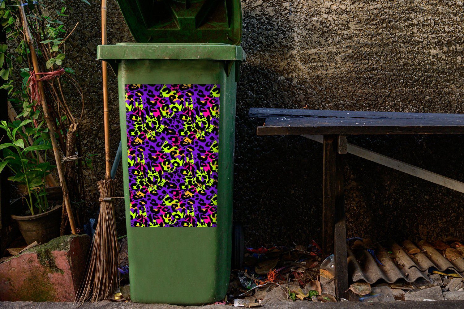 MuchoWow Wandsticker Pantherdruck - Neon Sticker, Container, - Abfalbehälter Mülleimer-aufkleber, Regenbogen (1 Mülltonne, St)
