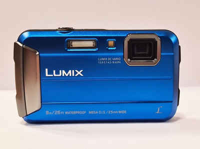 Panasonic »Lumix DMC-FT30 blau Digitalkamera« Kompaktkamera