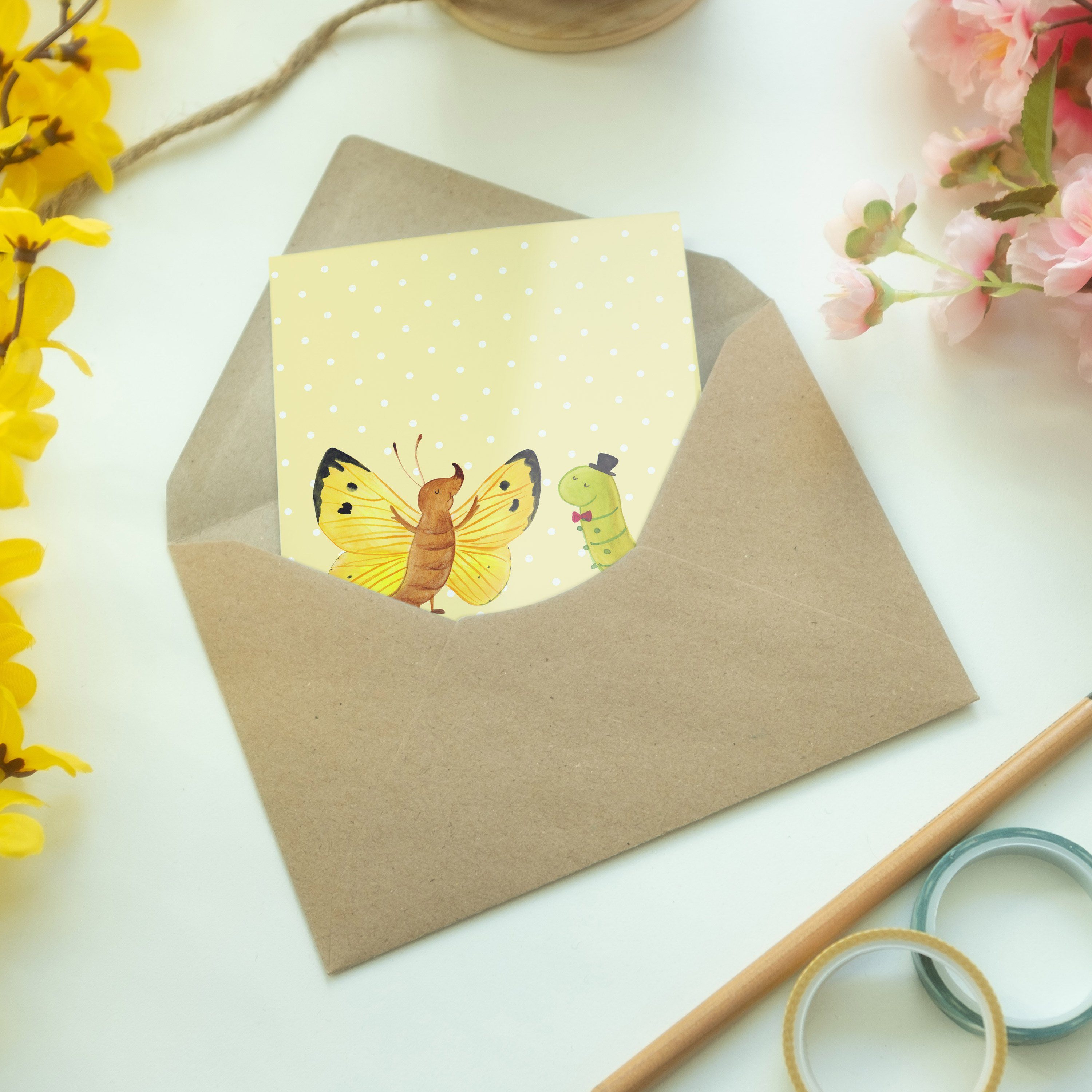 Mr. & Kokon, Panda Raupe Tiere, Geschenk, Schmetterling Karte - Gelb Mrs. Pastell - & Grußkarte