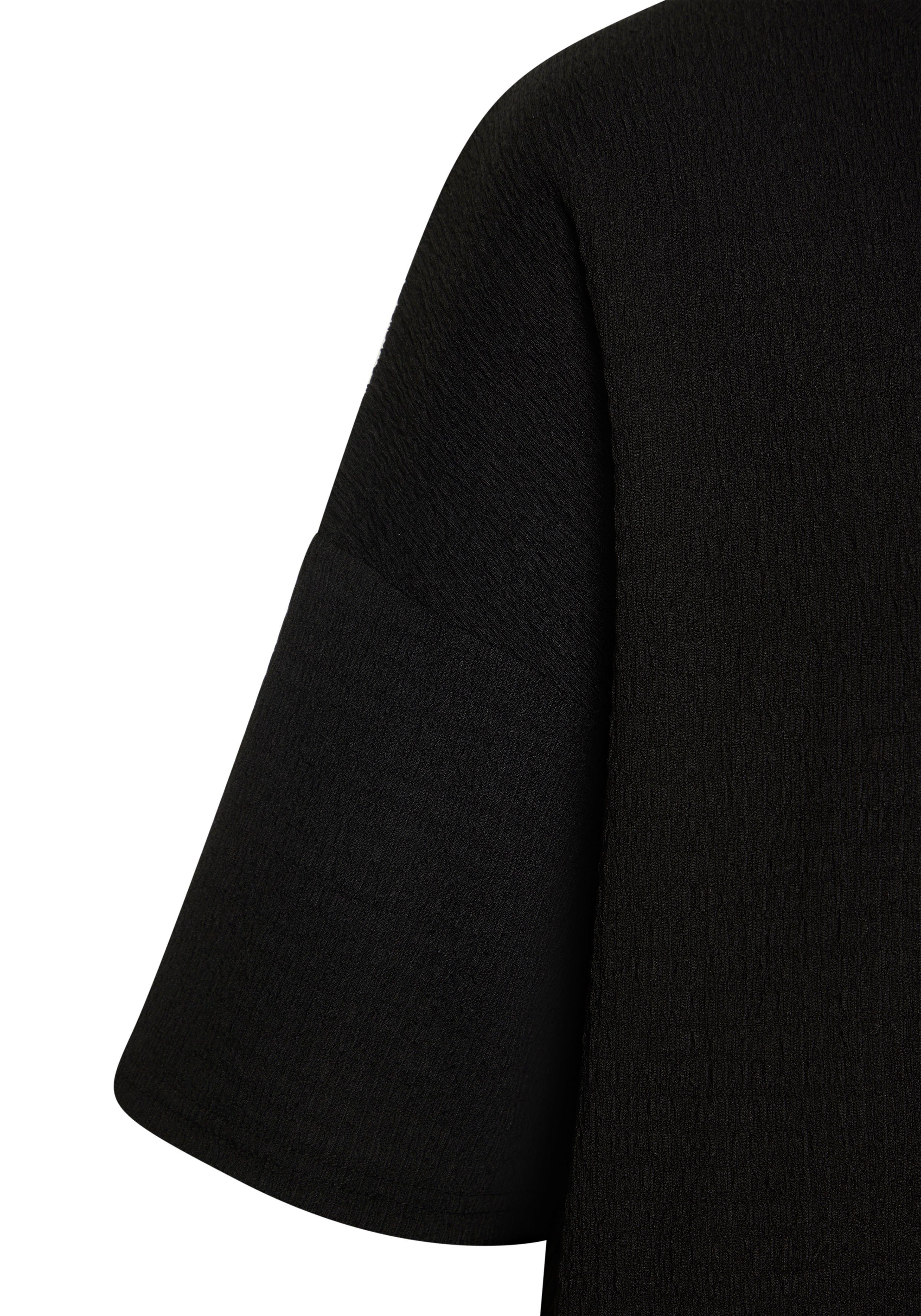 Kurzarmshirt mit Stehkragen