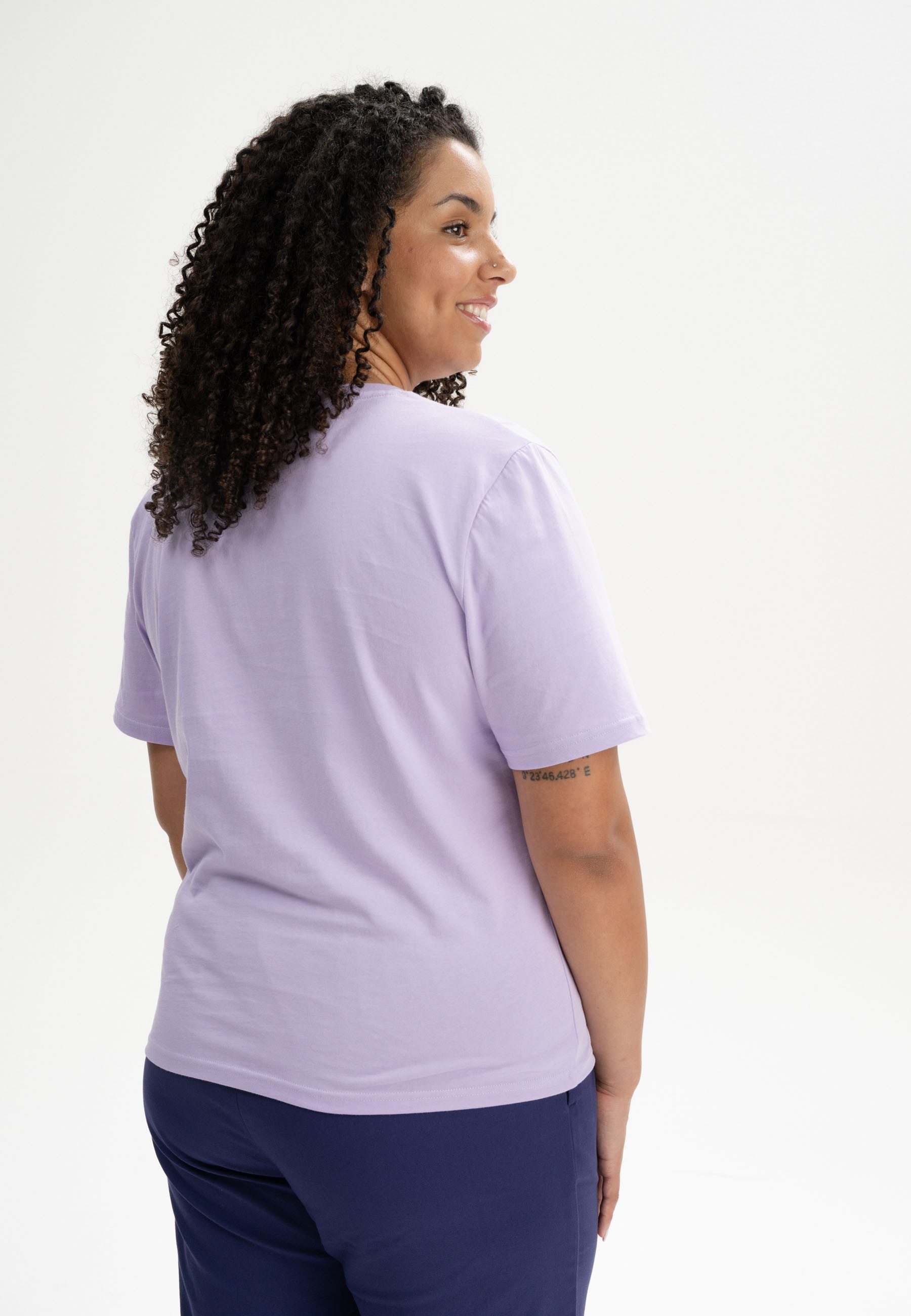 MELA Kurzarmshirt T-Shirt TANIKA Gerippter Kragen günstig online kaufen