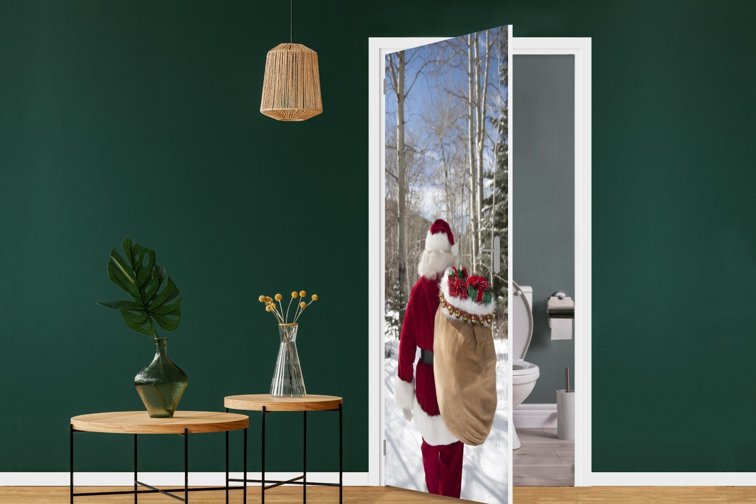 Weihnachtsgeschenke, Der voller für einem Türtapete geht 75x205 mit Tür, (1 bedruckt, Weihnachtsmann Fototapete Matt, St), Sack cm MuchoWow Türaufkleber,
