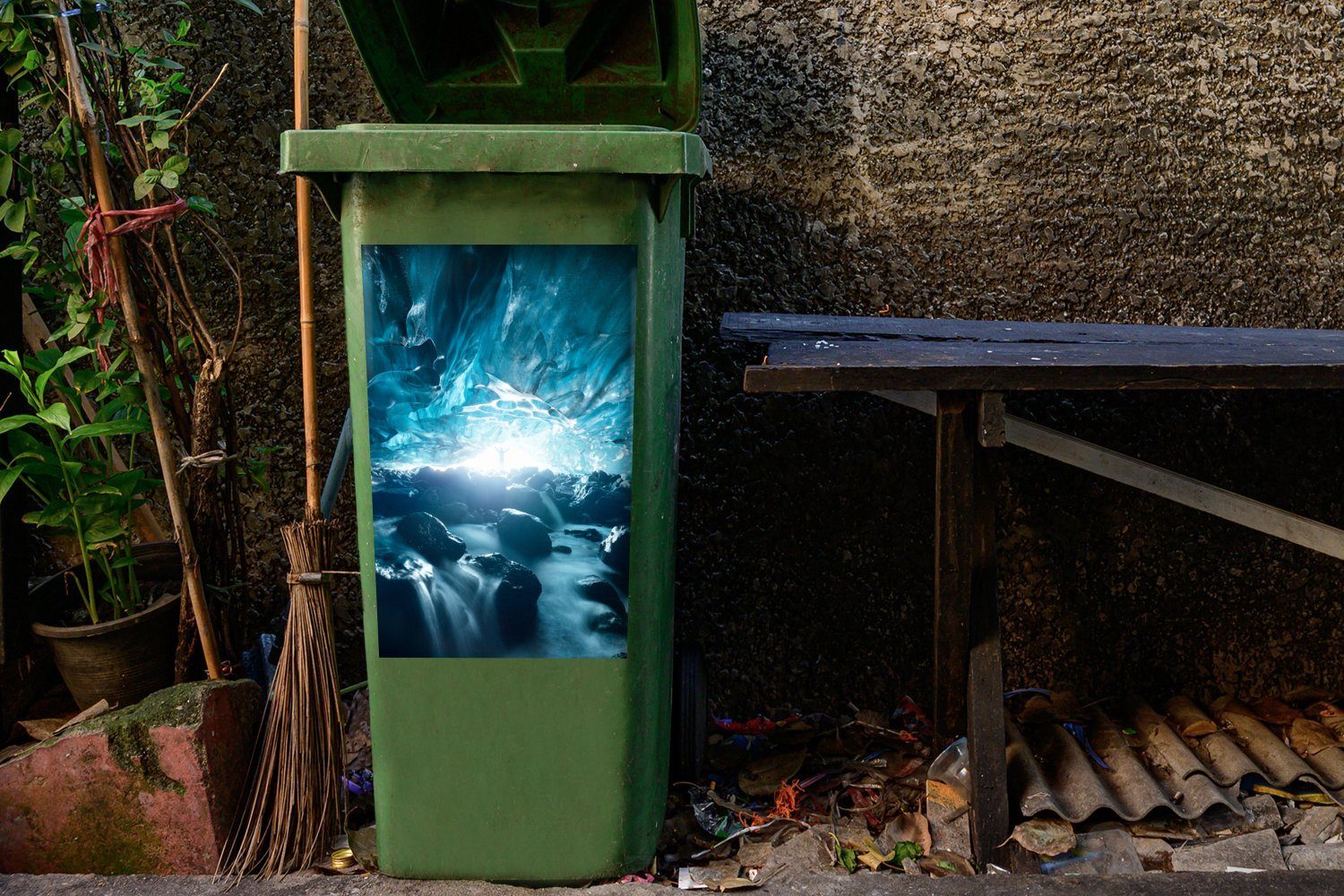 Mülltonne, Eishöhle Sticker, (1 am der Eingang Mülleimer-aufkleber, Container, Vulkangestein Vatnajökull St), des Abfalbehälter MuchoWow Wandsticker