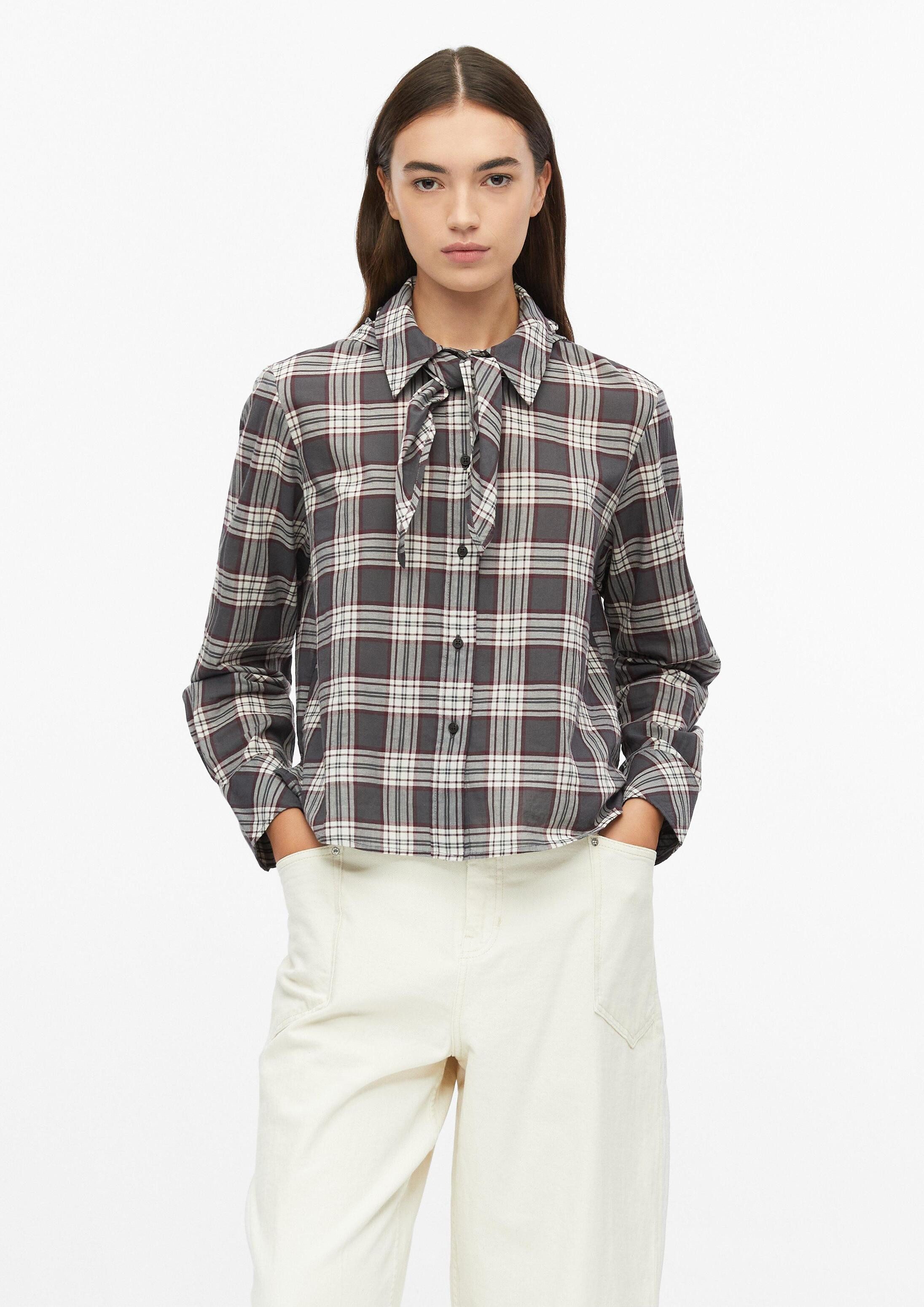 s.Oliver Langarmbluse Bluse Leichte Karo-Bluse mit abnehmbarem Dreieckstuch