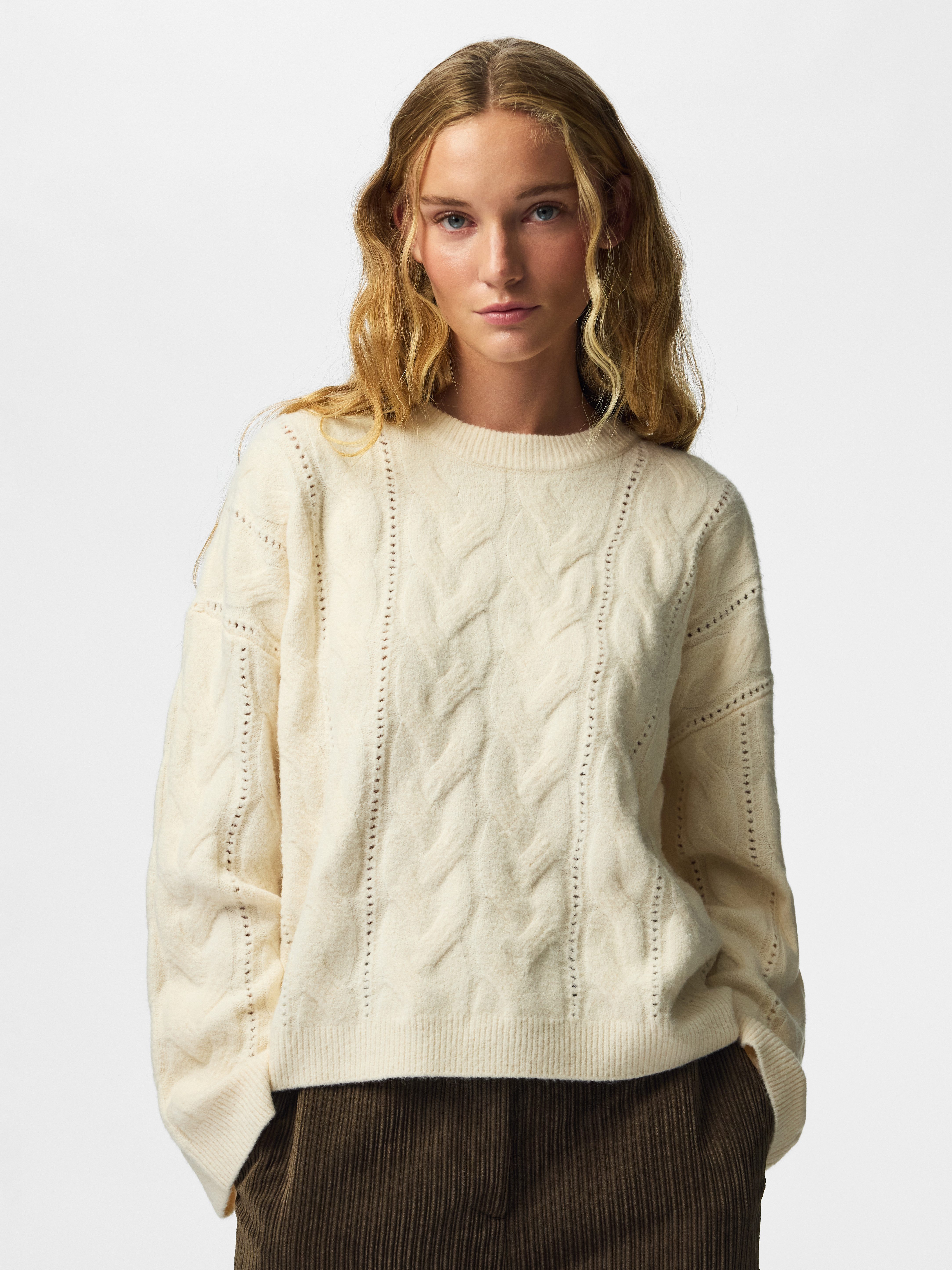 pieces Strickpullover PCKATHY LS O-NECK CABLE KNIT NOOS BC Materialmix, Zopfstrickmuster