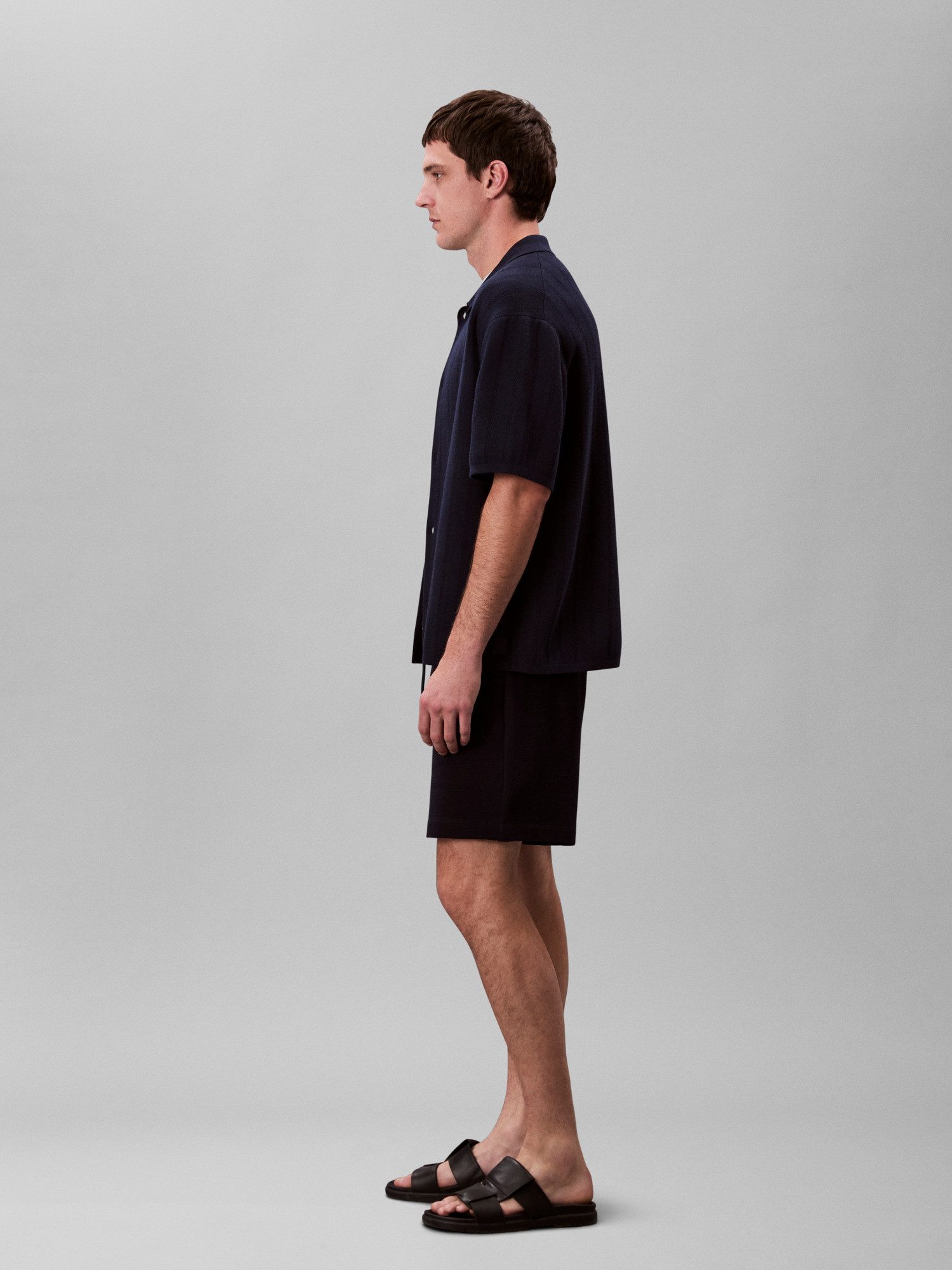 Calvin Klein Jeans Sweatshorts HD COTTON WAFFLE SHORT Mit elastischem Bund – Bild 4 von 5
