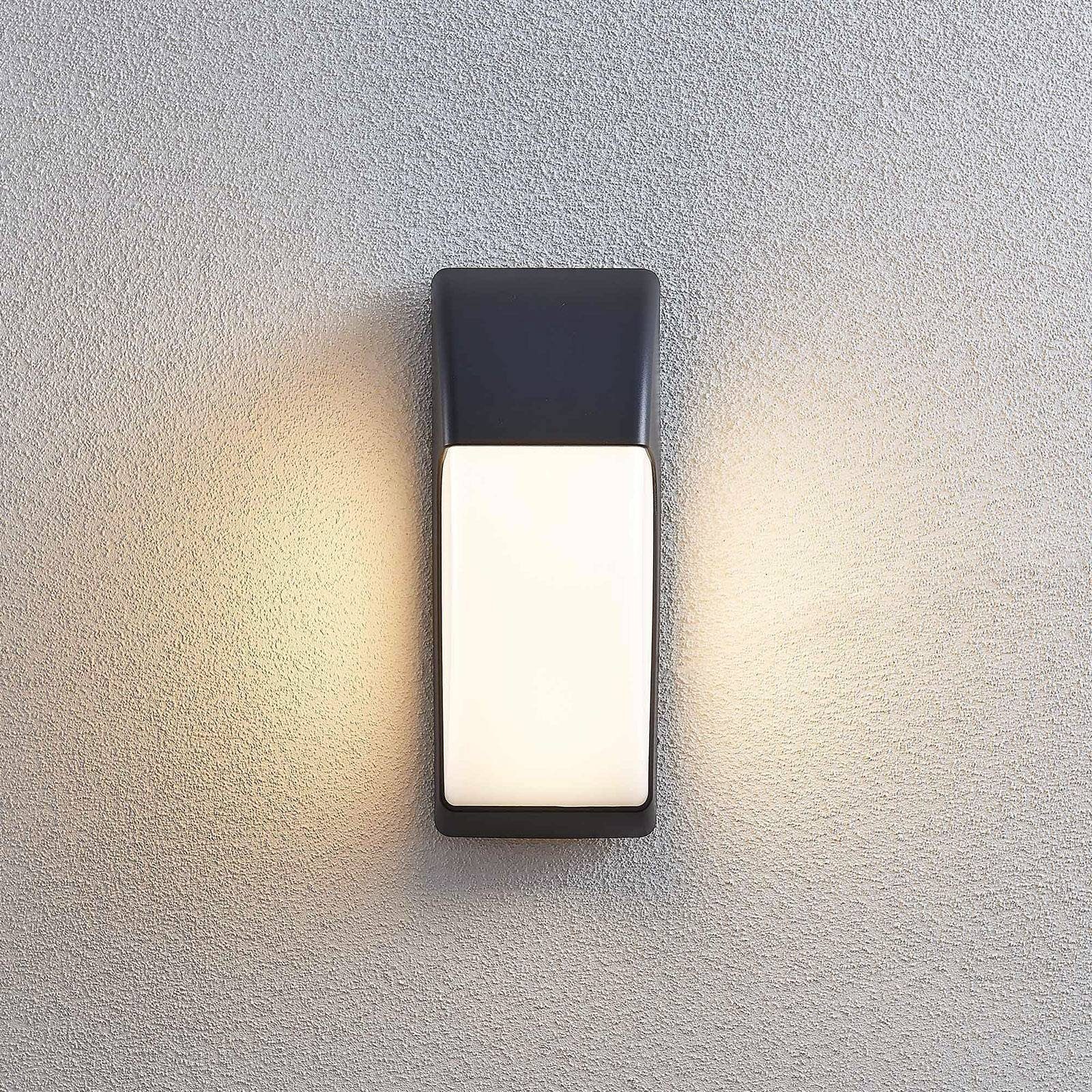 Lindby LED flammig fest 7024), Alecia, Außen-Wandleuchte weiß, LED-Leuchtmittel warmweiß, dunkelgrau Modern, ABS, verbaut, 1 Polycarbonat, (RAL