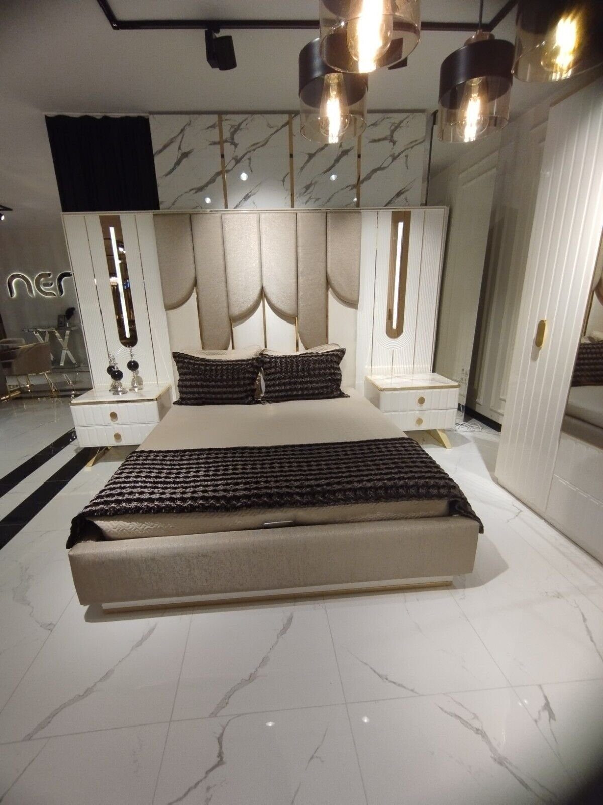 SOFORT, cm Nachttische Schlafzimmer-Set 2x Europa mit Bett, in Made Möbel 180x200 2x (3-St., Bett Modern JVmoebel Nachttische),