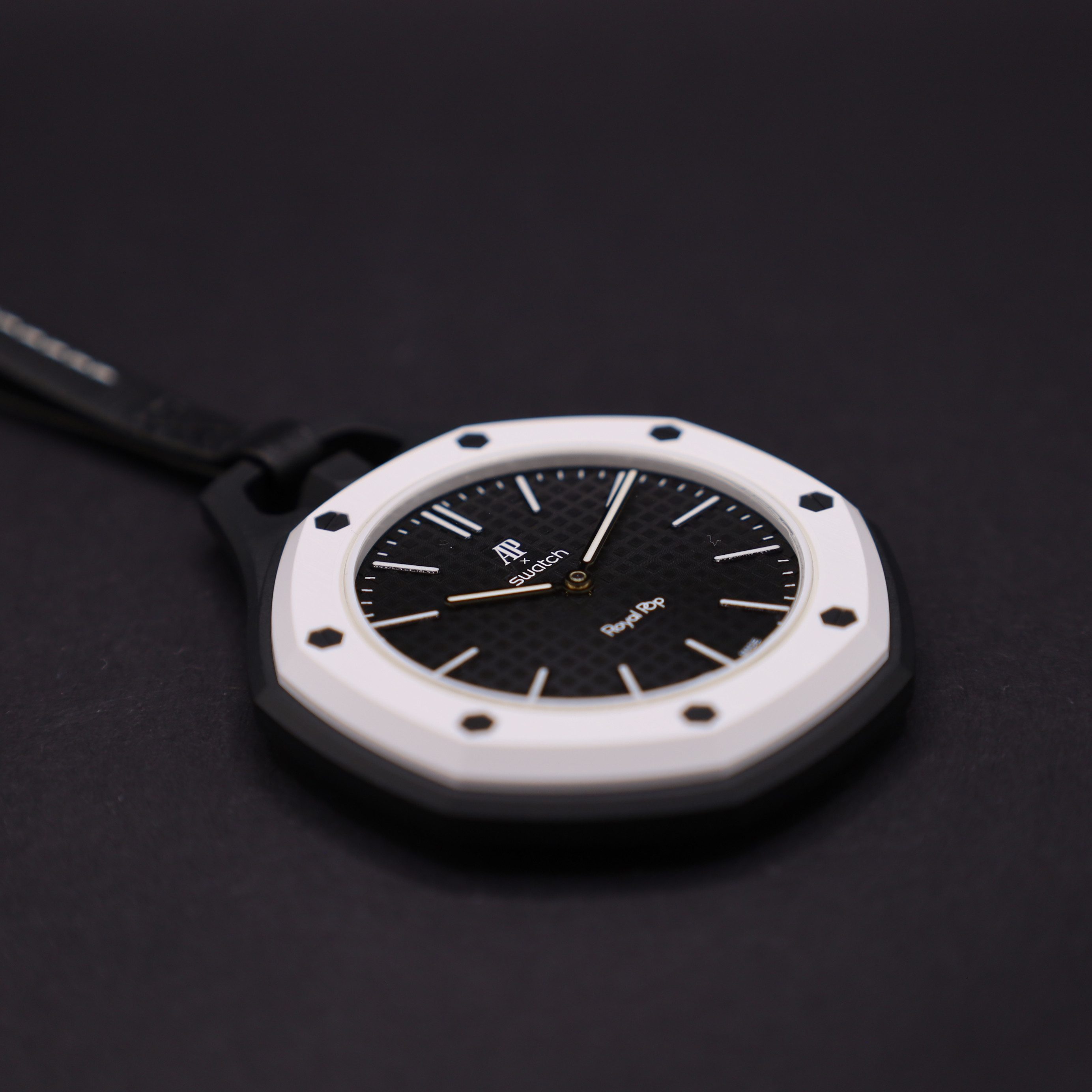 Swatch Mechanische Uhr Audemars Piguet x Swatch Royal Pop OCHO NEGRO 40mm, (1-tlg)