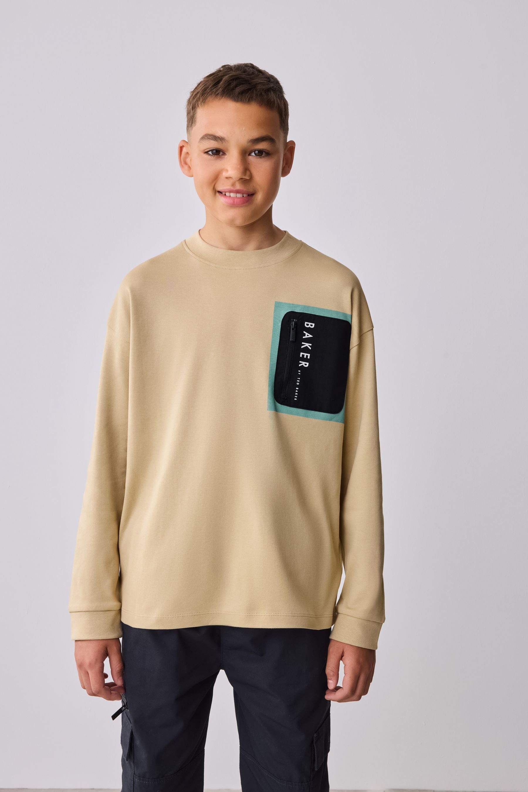 Baker by Ted Baker Langarmshirt Baker by Ted Baker Langarmshirt mit Tasche (1-tlg)