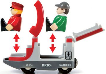 BRIO® Spielzeug-Eisenbahn BRIO® WORLD, Roter Reisezug, FSC® - schützt Wald - weltweit