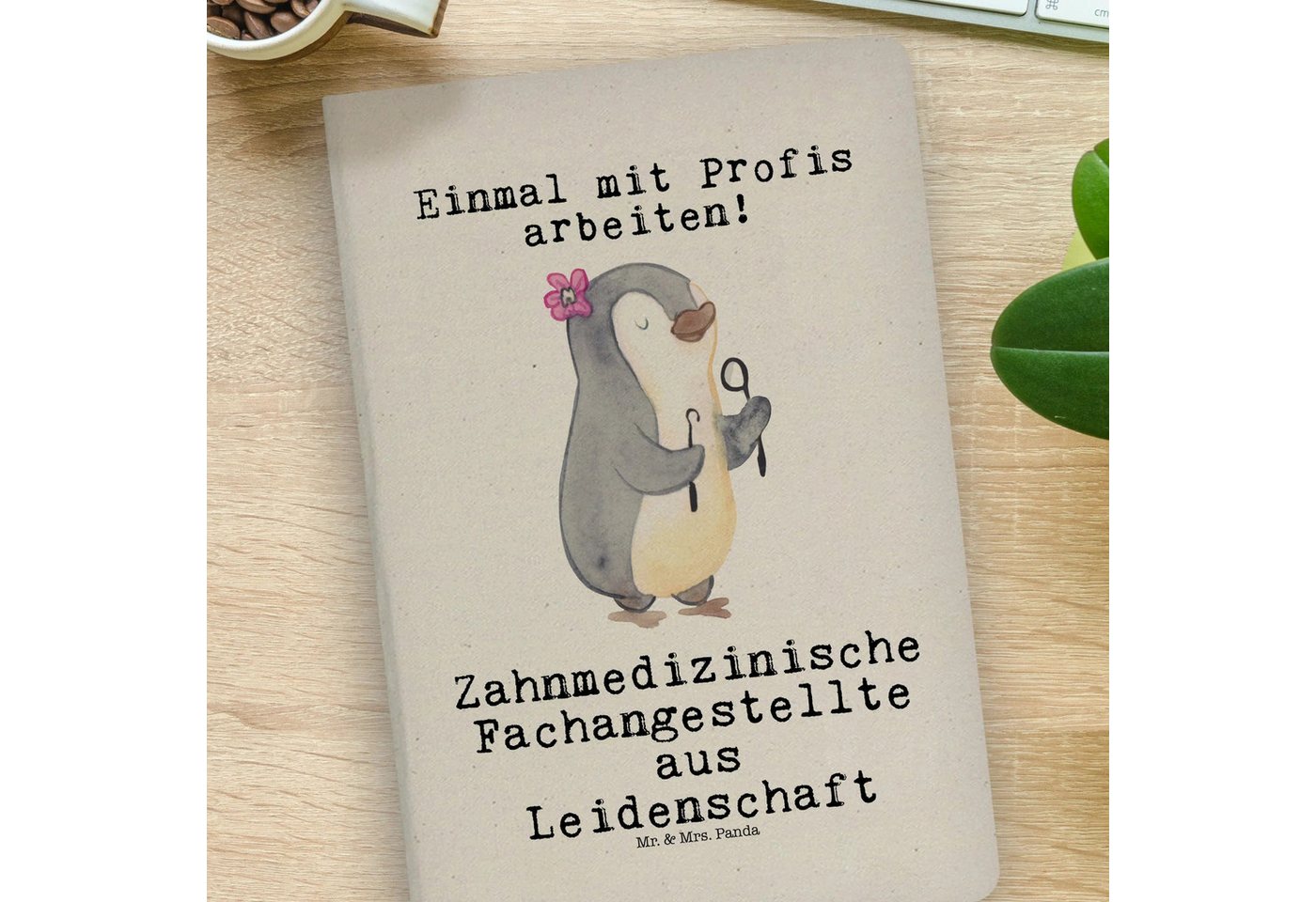 Thumbnail - Mr. & Mrs. Panda Notizbuch Zahnmedizinische Fachangestellte Leidenschaft - Transparent - Geschen Mr. & Mrs. Panda, Kreat...
