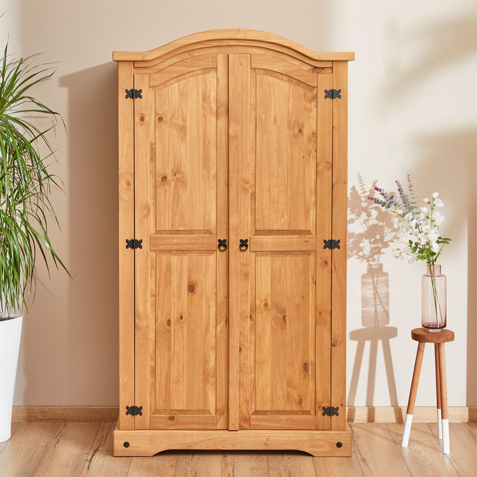 CARO-Möbel Kleiderschrank SALSA Garderobenschrank mit Kleiderstange aus Kiefer Massivholz im Mexiko St