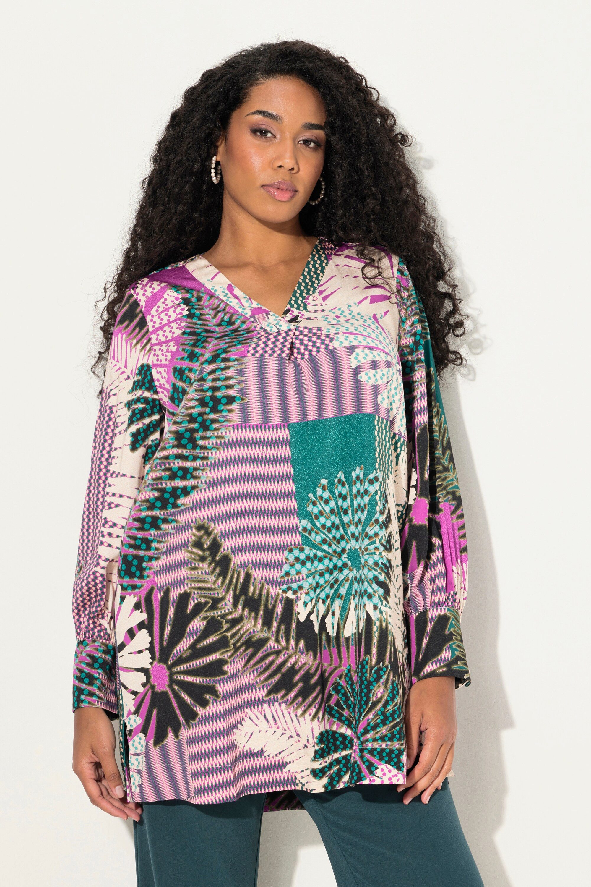 Tunika Blusenshirt Blüten A-Linie V-Ausschnitt Langarm