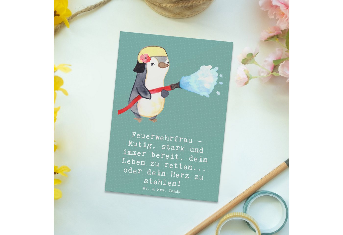 Thumbnail - Mr. & Mrs. Panda Postkarte Feuerwehrfrau Heldin - Meeresbrise - Geschenk, Anerkennung, Stark, An