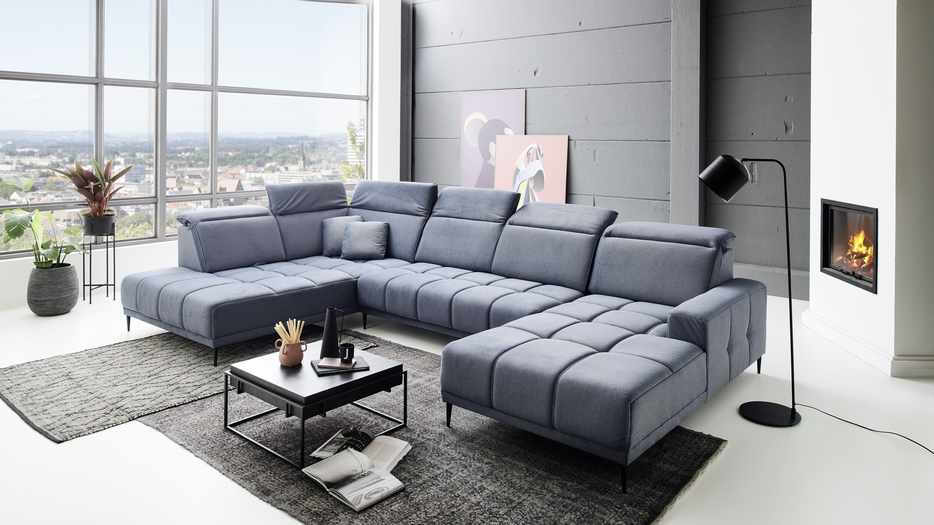 freiraum Wohnlandschaft Lindesberg, elektr. Sitzverstellung, 2 Kissen, blaugrau - 398x107x234cm (BxHxT)