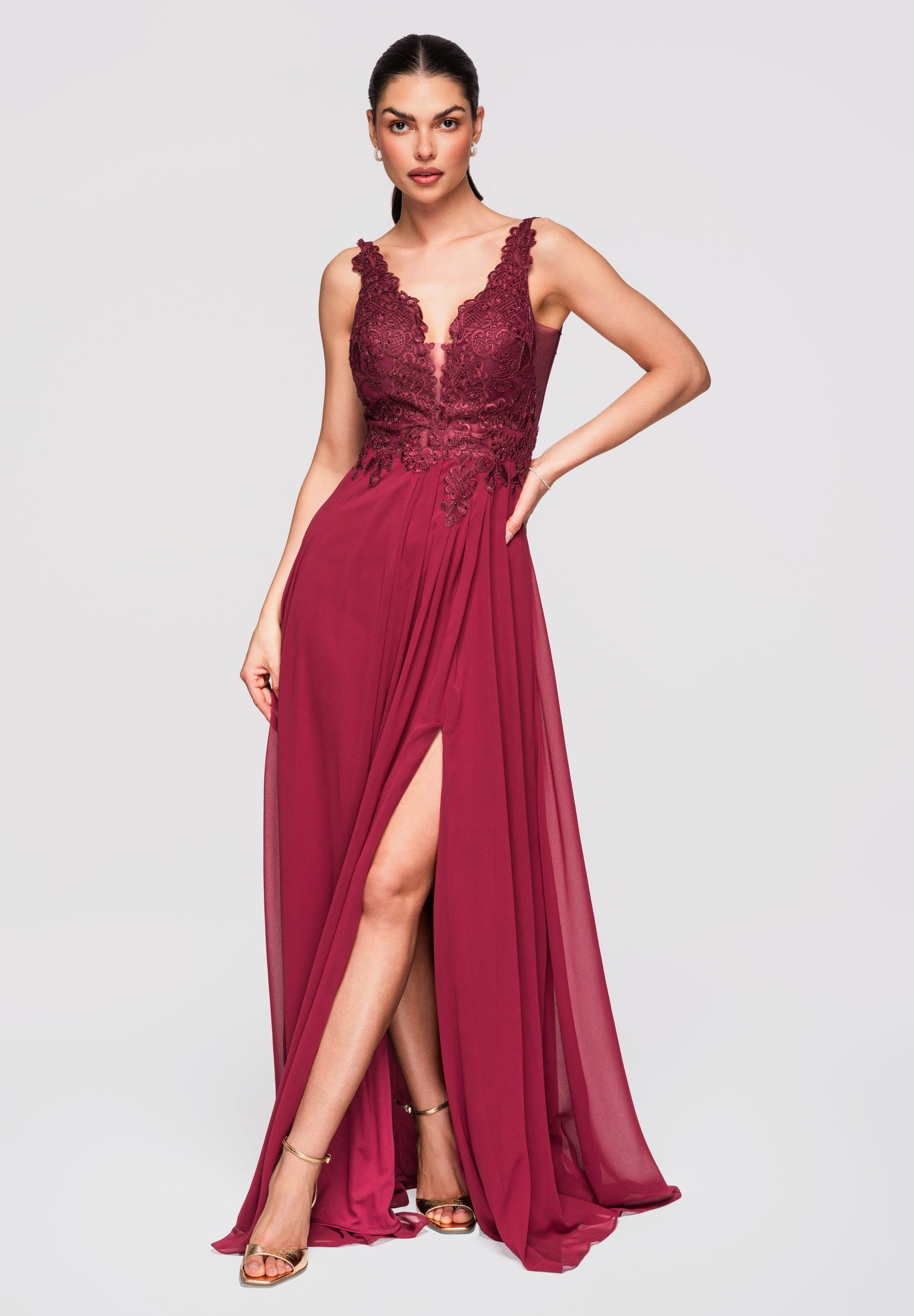 OMBRE Abendkleid Abendkleid Maxikleid Spitze Elegant Bordeaux S (kein Set, 1-tlg) Transparente Elemente, Koronkowy Saum